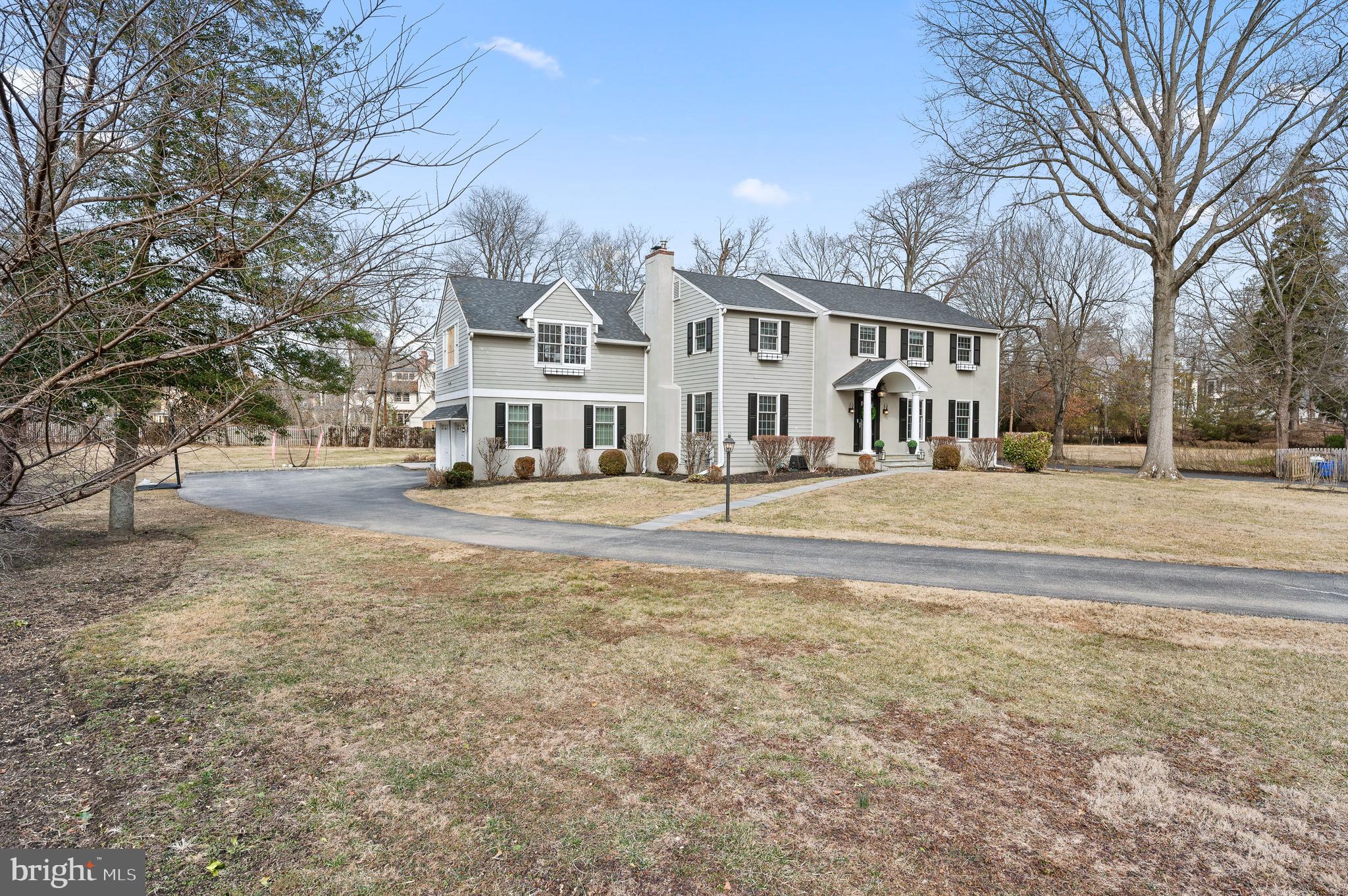 407 MEADOWBROOK AVENUE