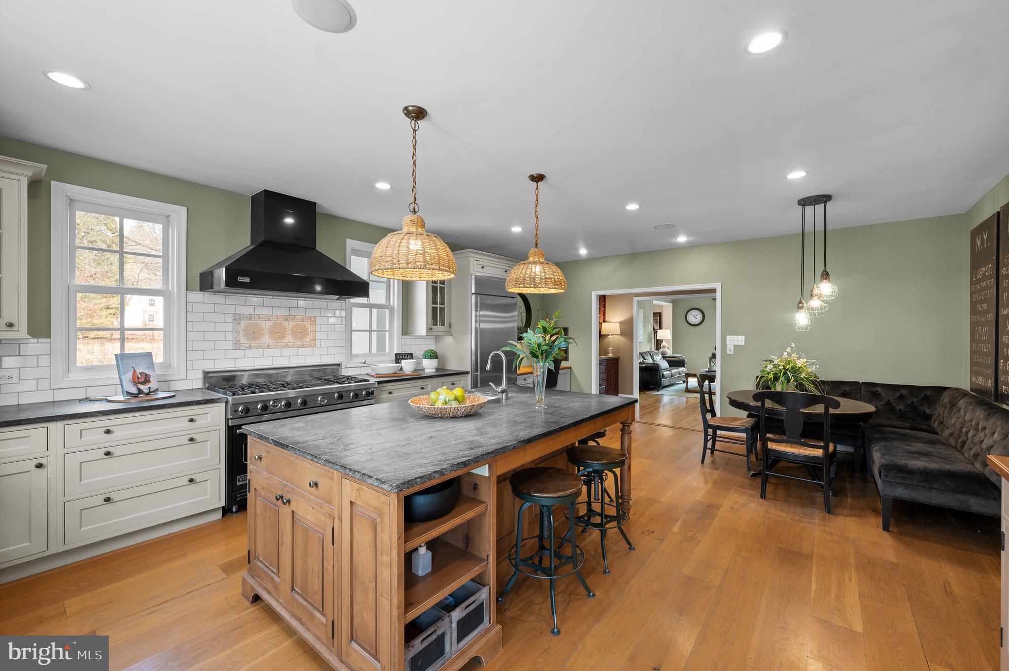 SOUTH WAYNE - Residential