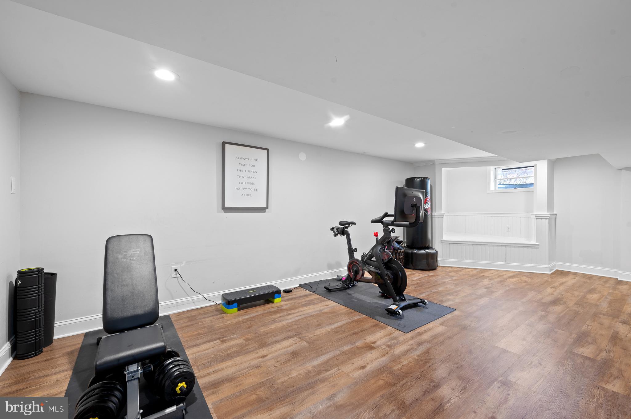 SOUTH WAYNE - Residential