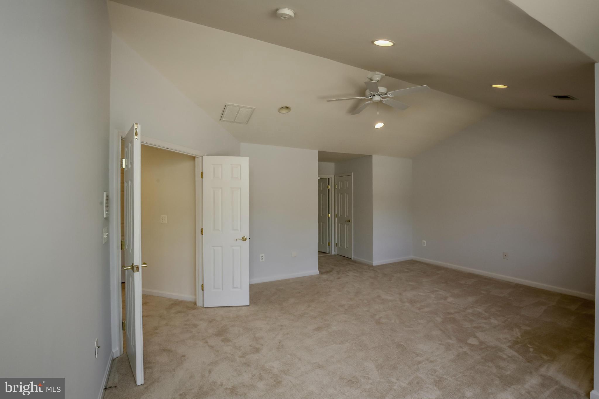 RIDGEFIELD VILLAGE - Residential Lease