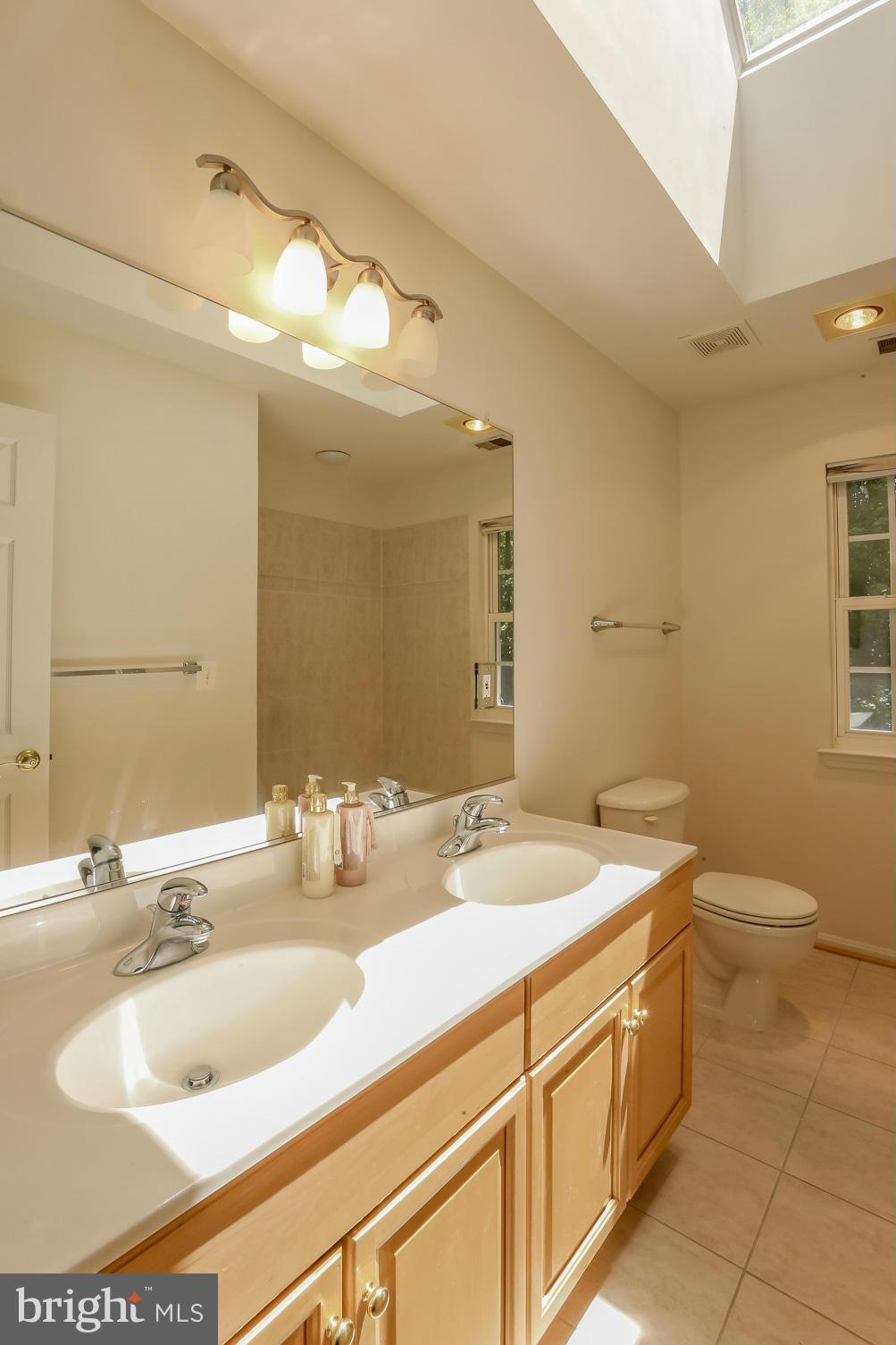 RIDGEFIELD VILLAGE - Residential Lease