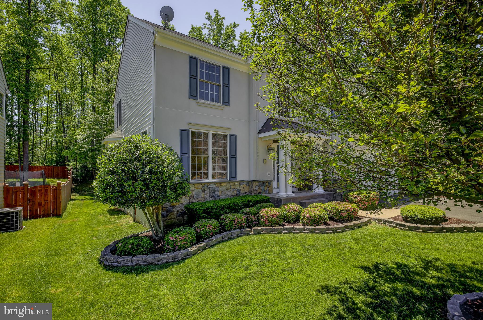 RIDGEFIELD VILLAGE - Residential Lease