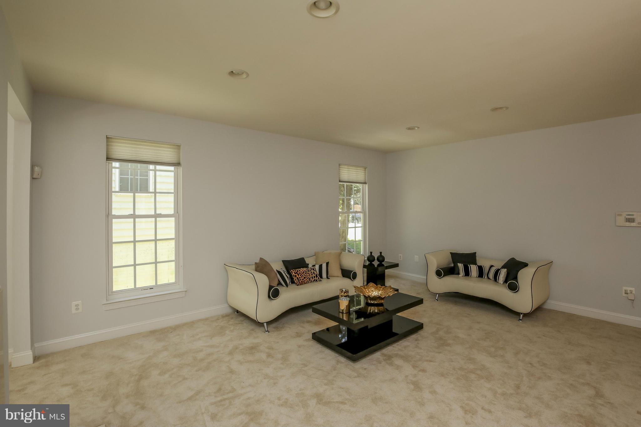 RIDGEFIELD VILLAGE - Residential Lease