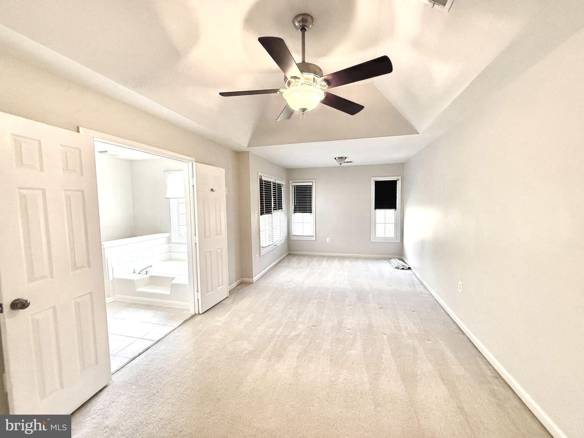 PRINCE WILLIAM COMMONS - Residential Lease