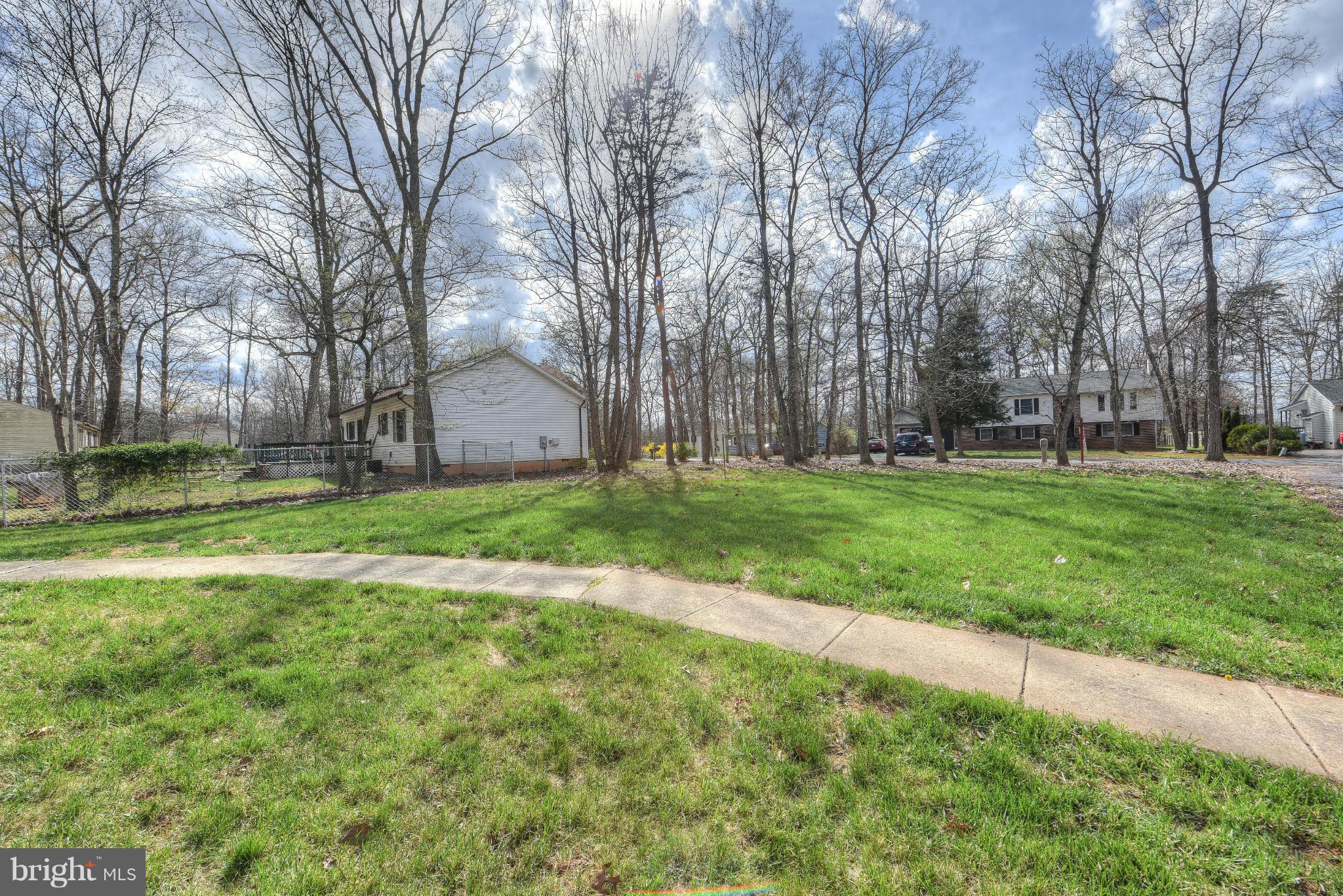 LAKE WILDERNESS - Residential