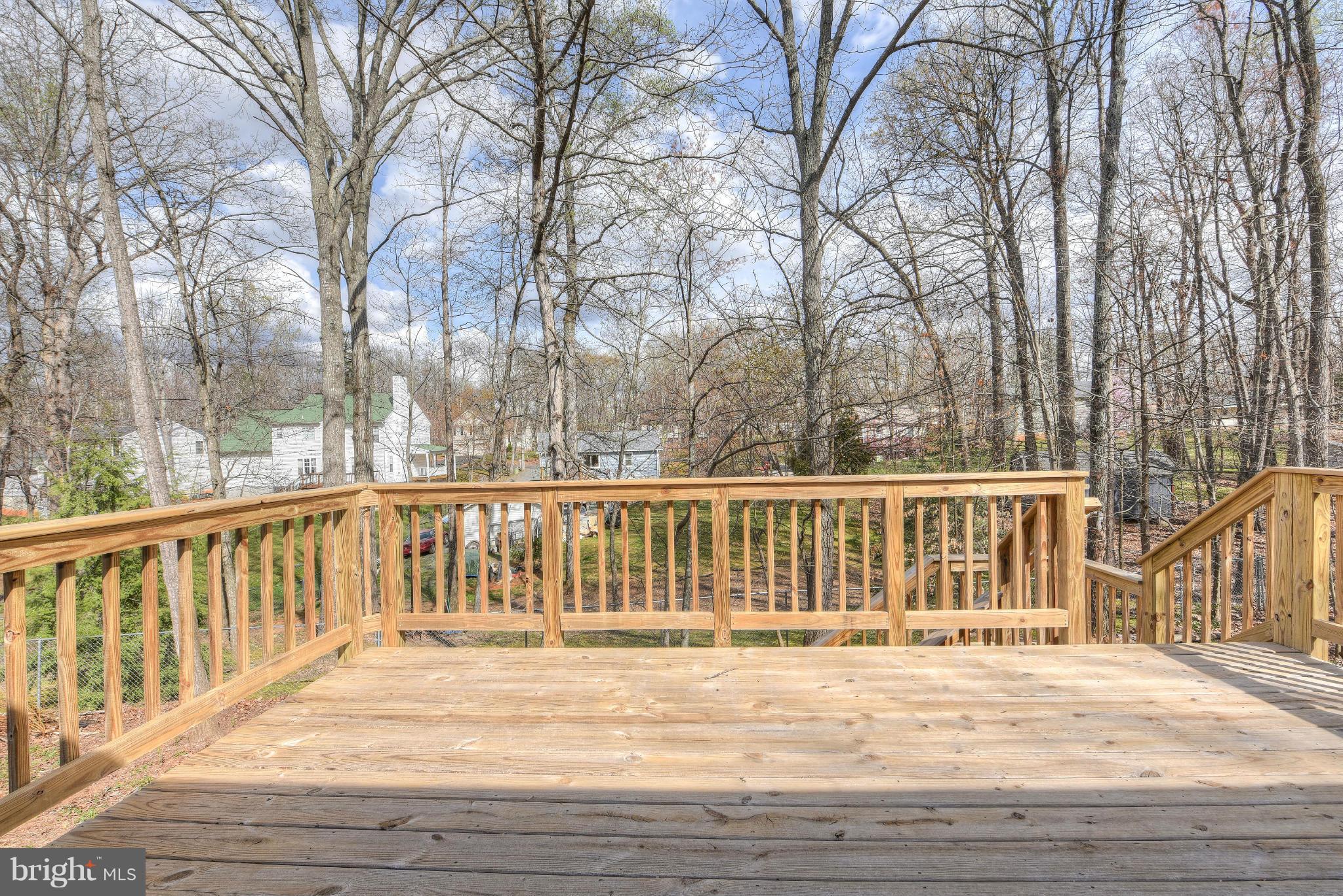 LAKE WILDERNESS - Residential