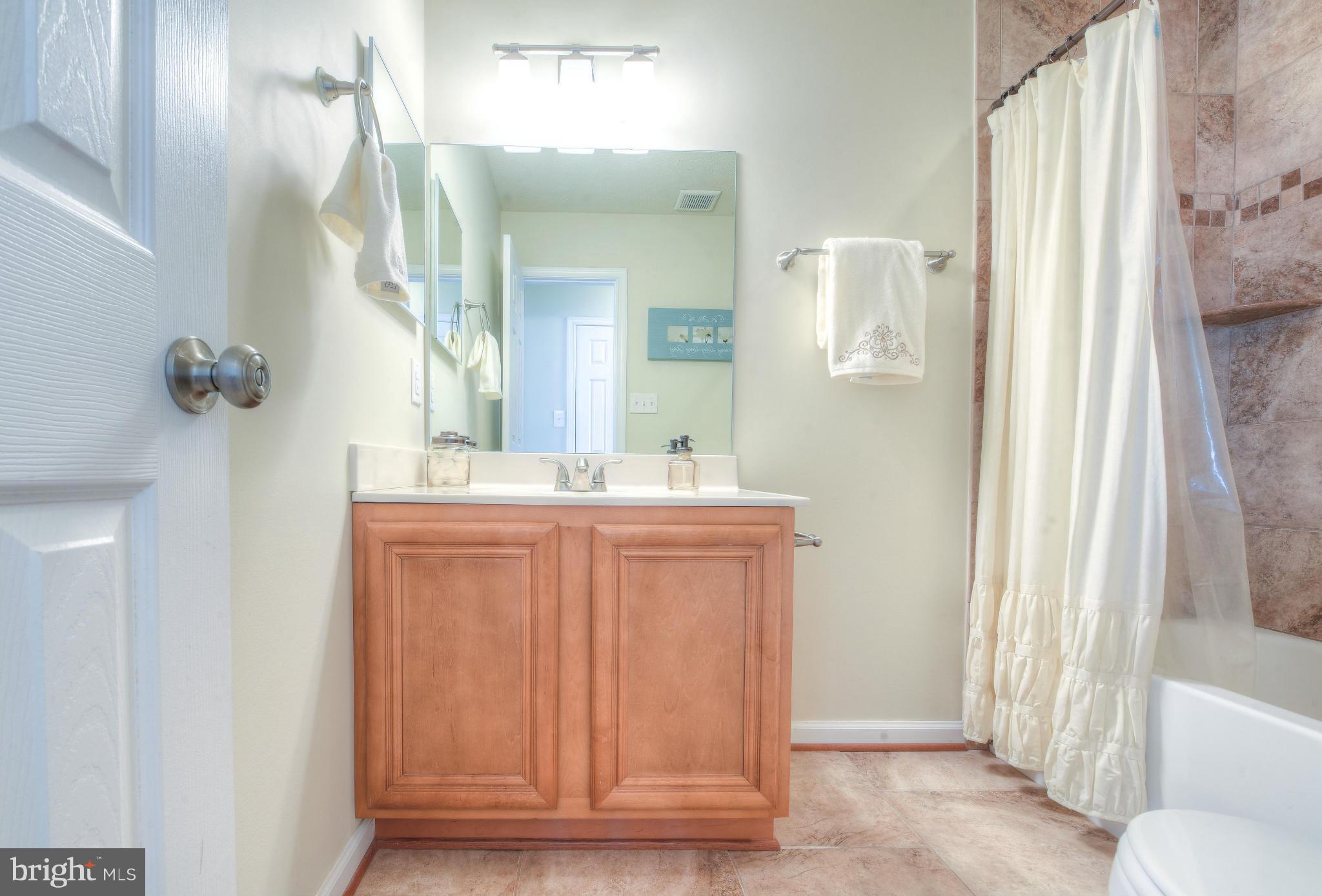 LAKE WILDERNESS - Residential