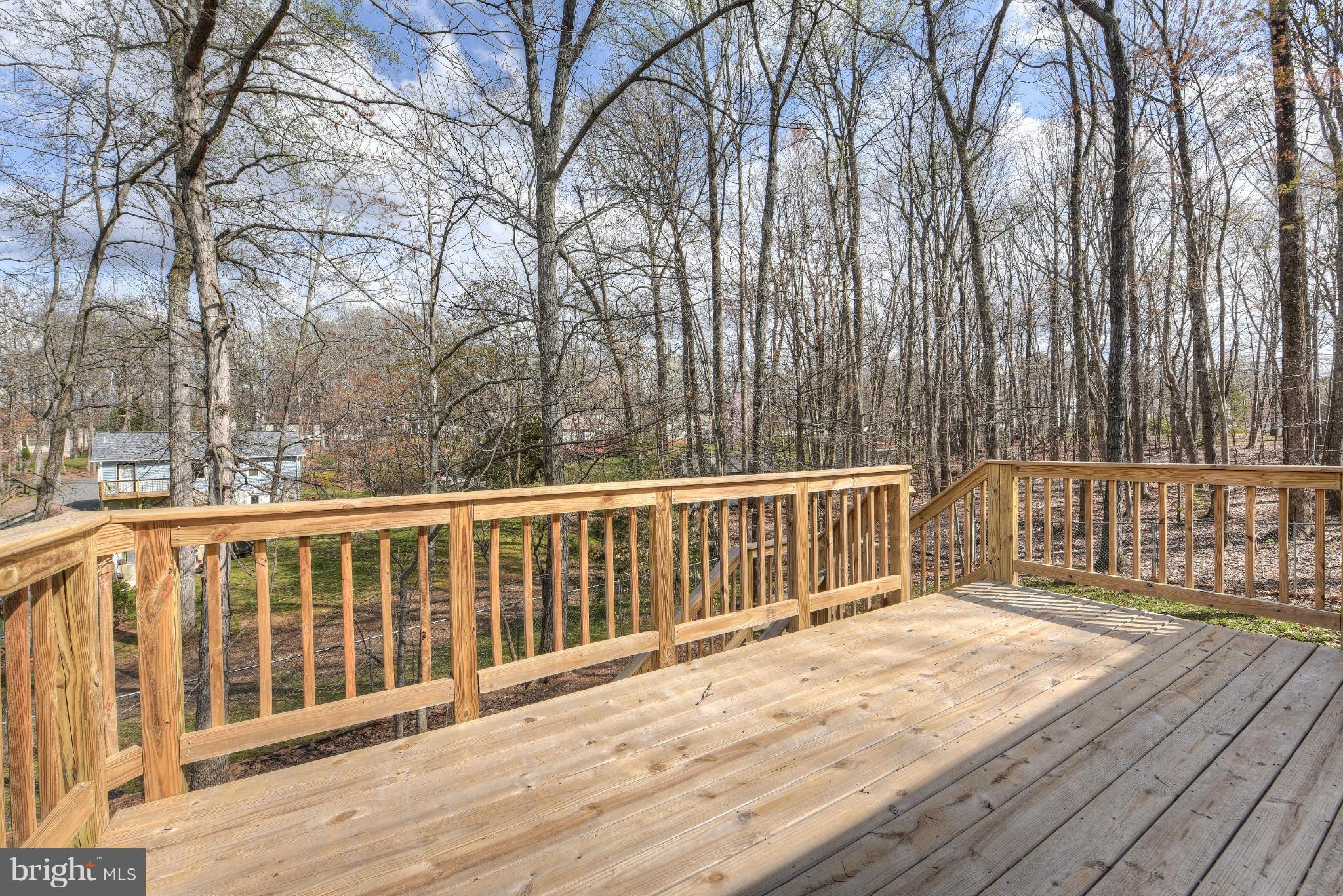 LAKE WILDERNESS - Residential