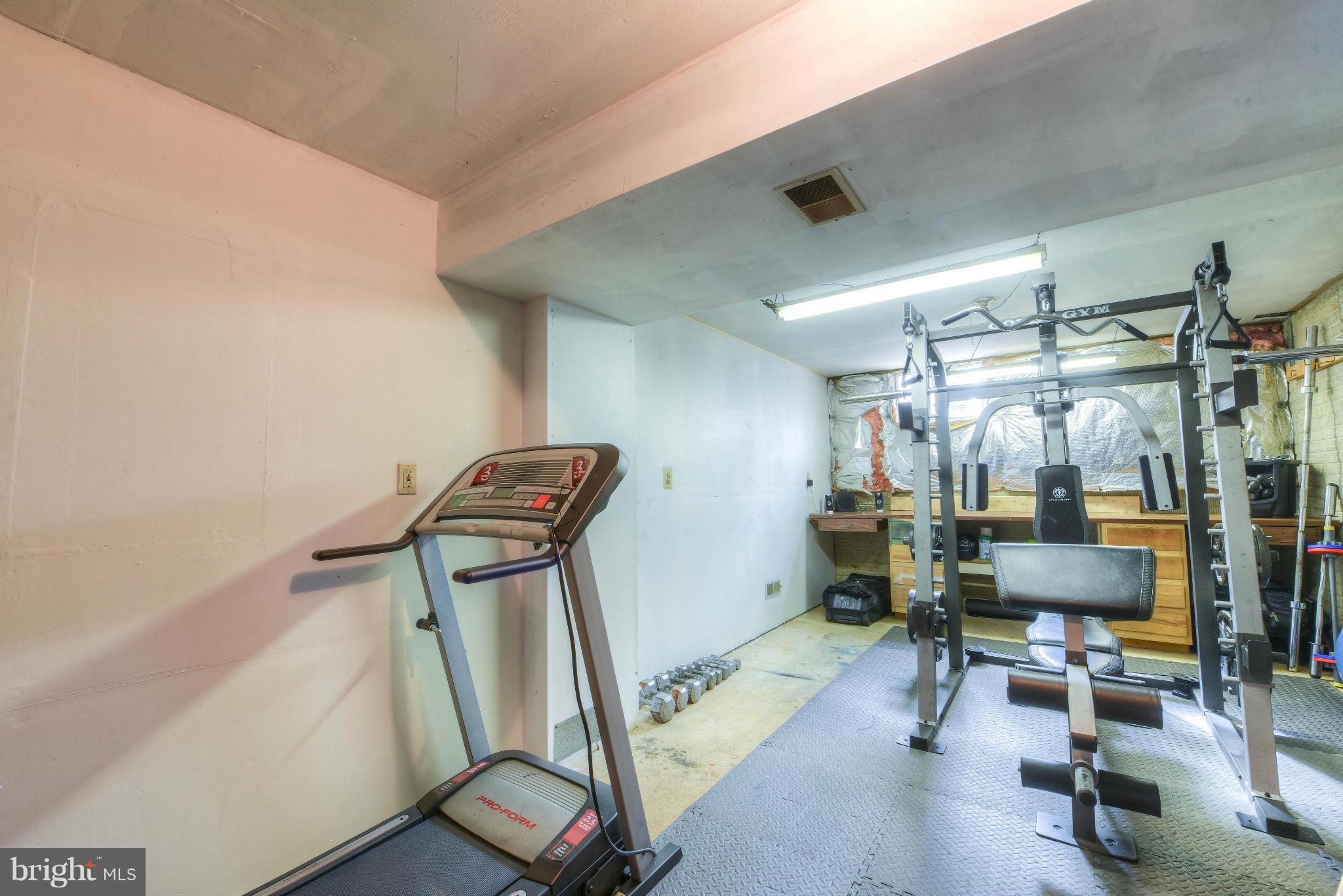 LAKE WILDERNESS - Residential