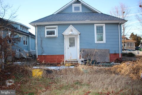 128 AMON AVENUE GLOUCESTER CITY NJ 08030