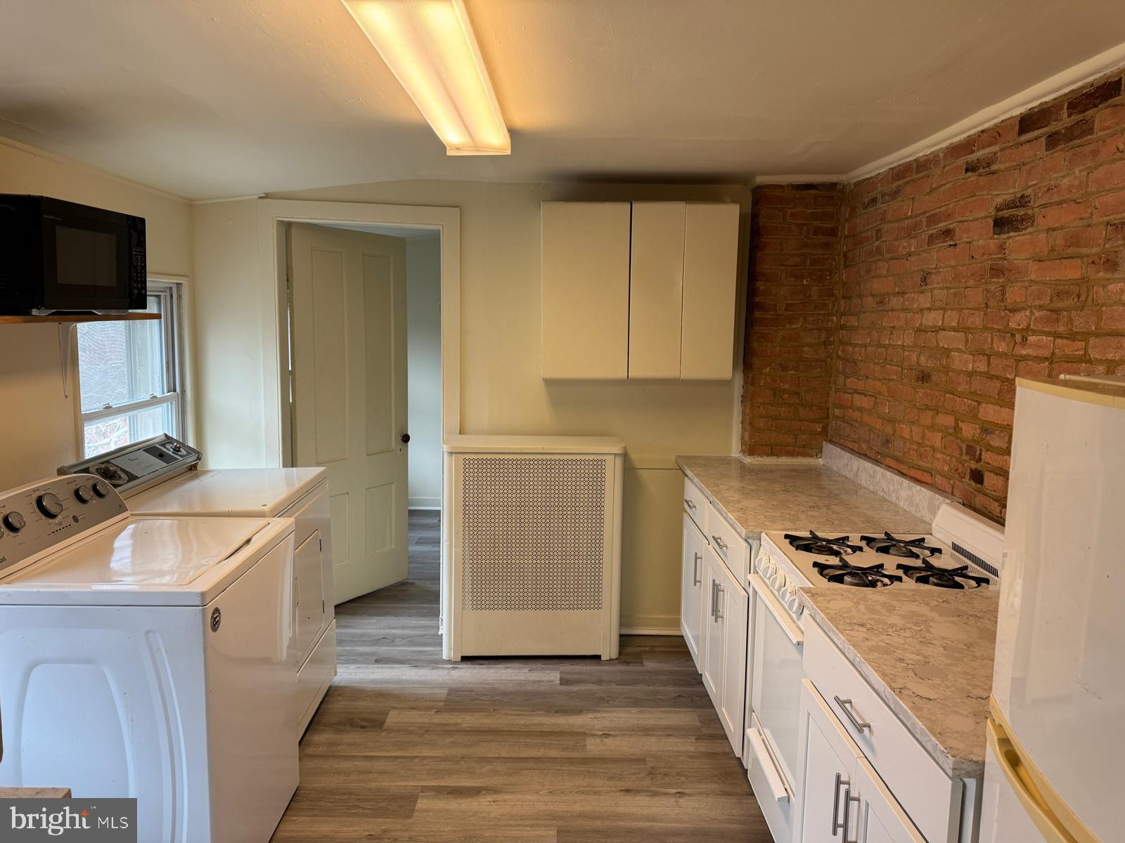 BOLTON HILL HISTORIC DISTRICT - Residential Lease