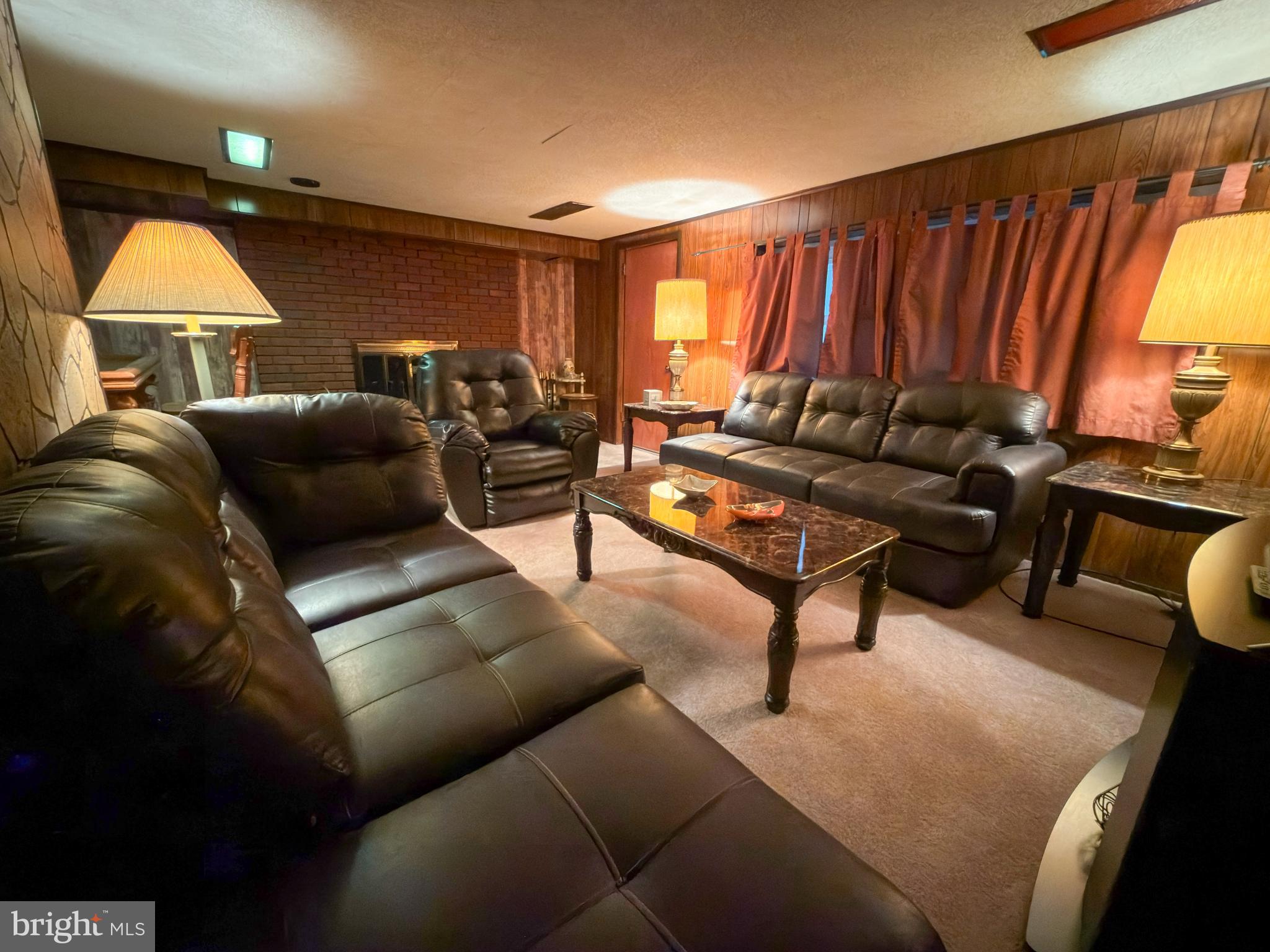 PARKWOOD - Residential