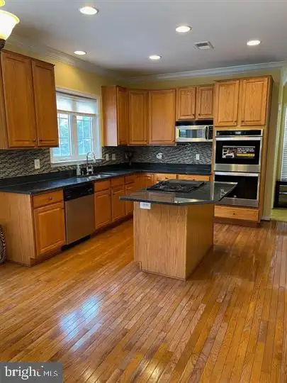 Additional image 38 of 8776 Lords View Loop, Gainesville, VA 20155