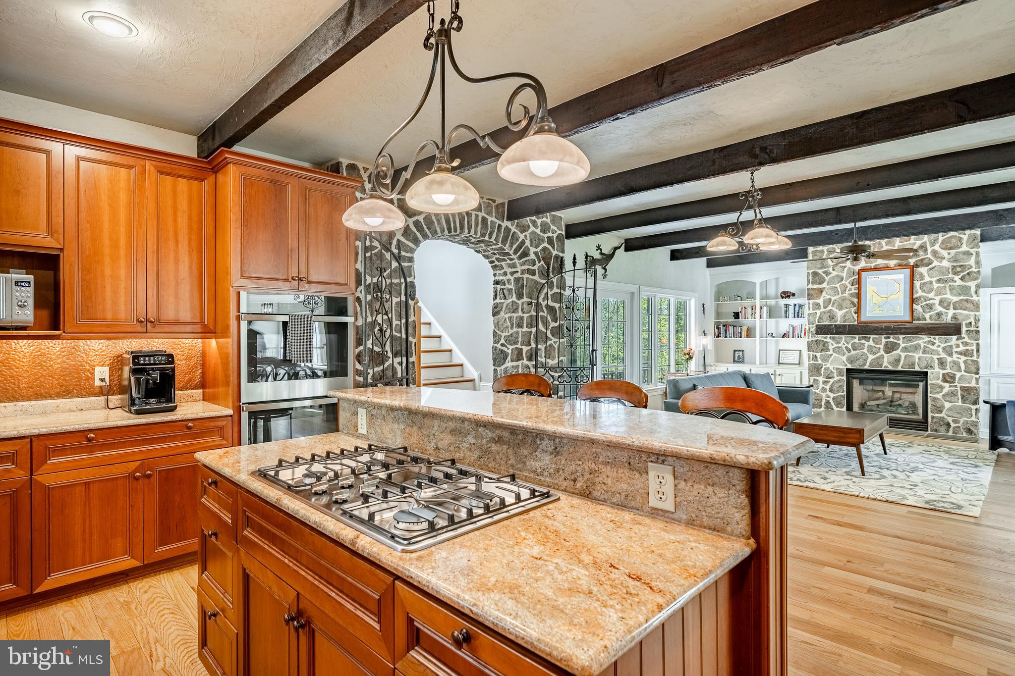 KNAUERTON - Residential