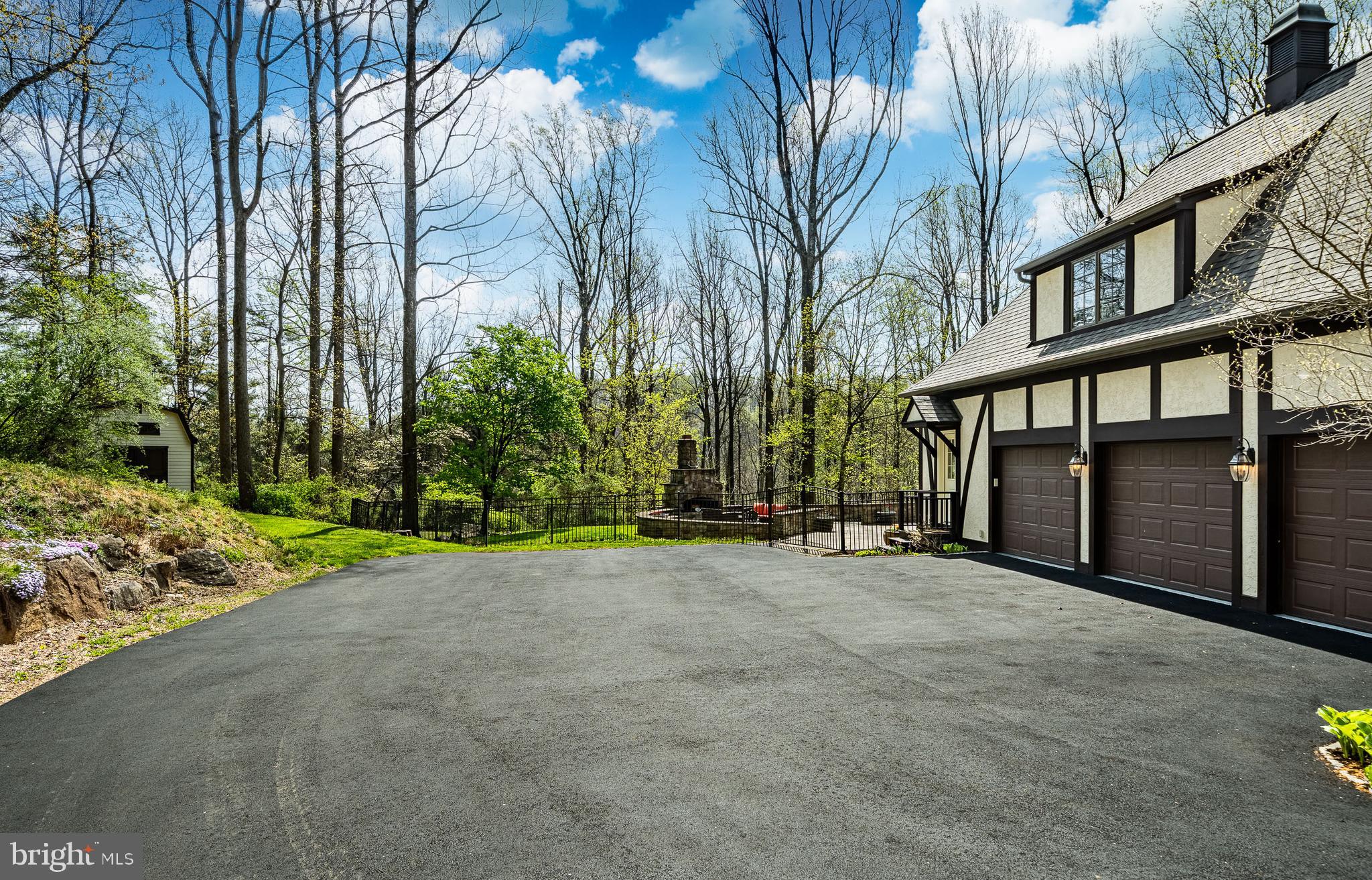 KNAUERTON - Residential