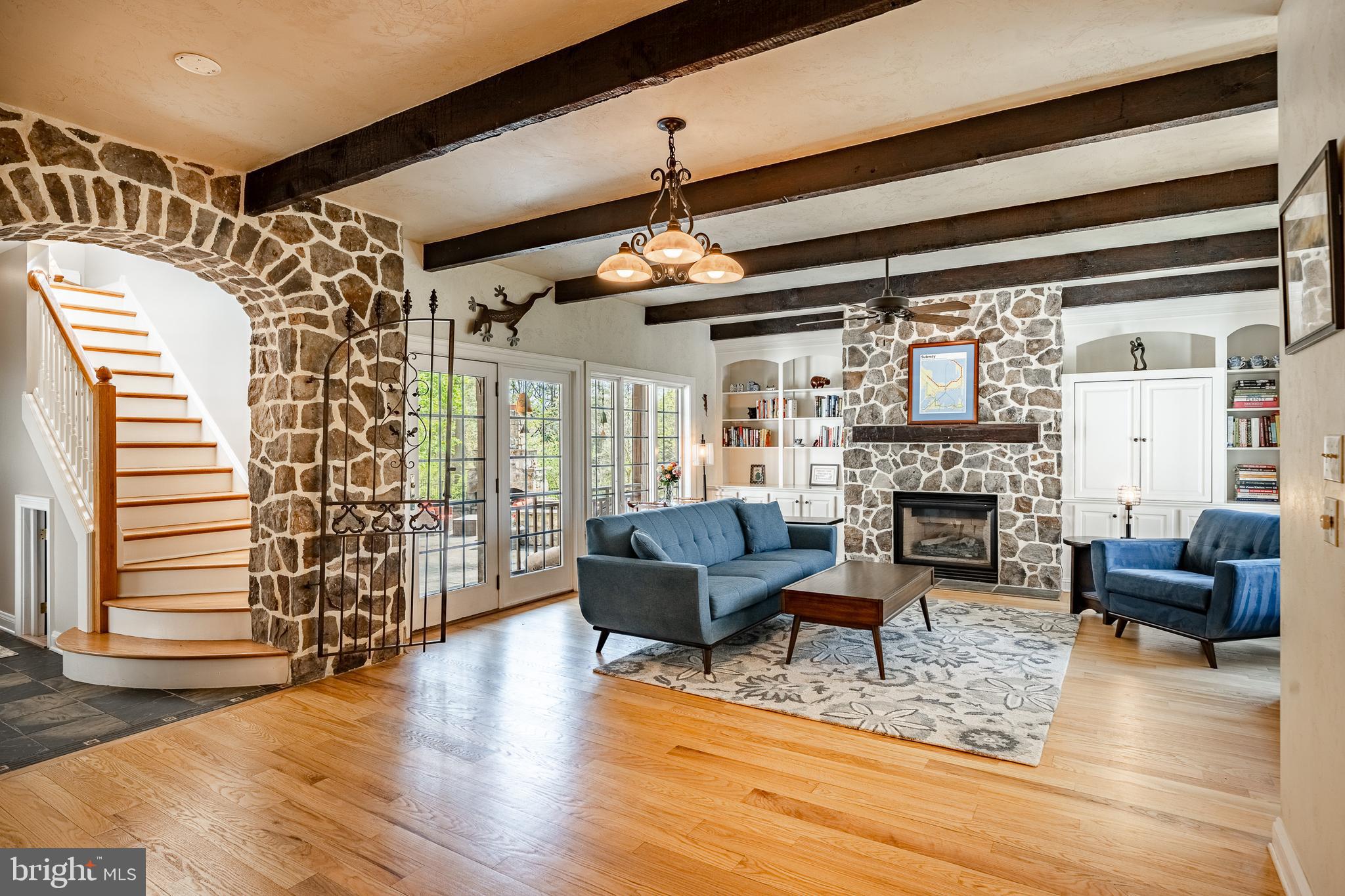 KNAUERTON - Residential