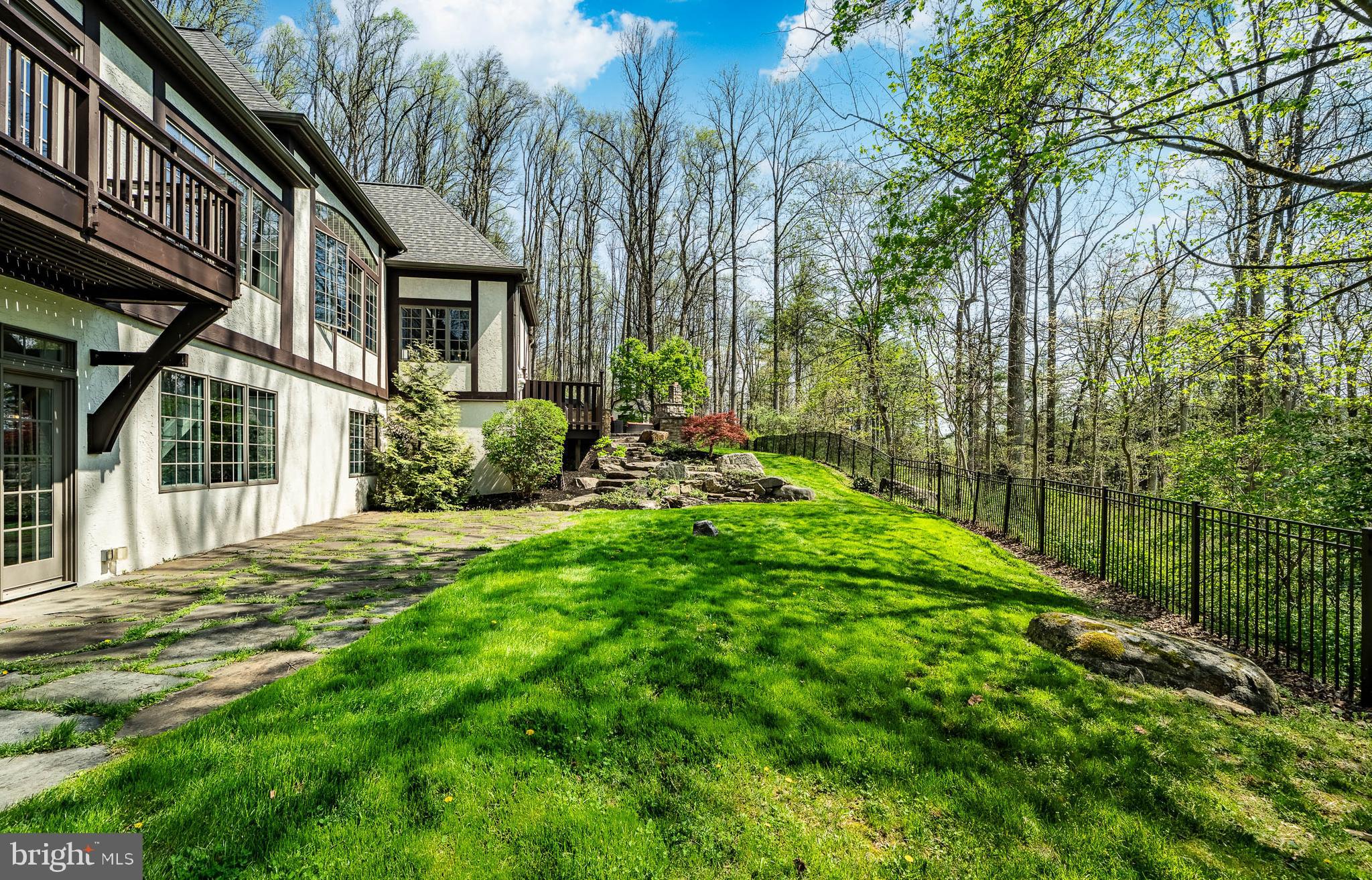 KNAUERTON - Residential