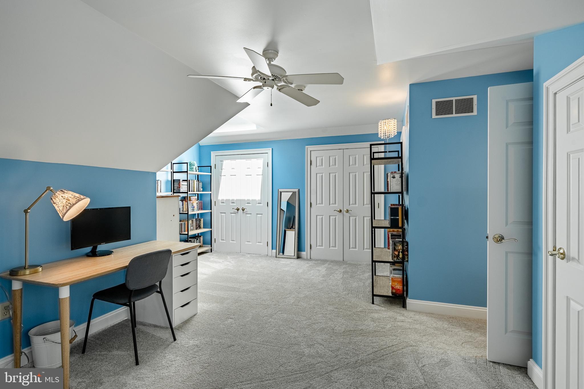 KNAUERTON - Residential