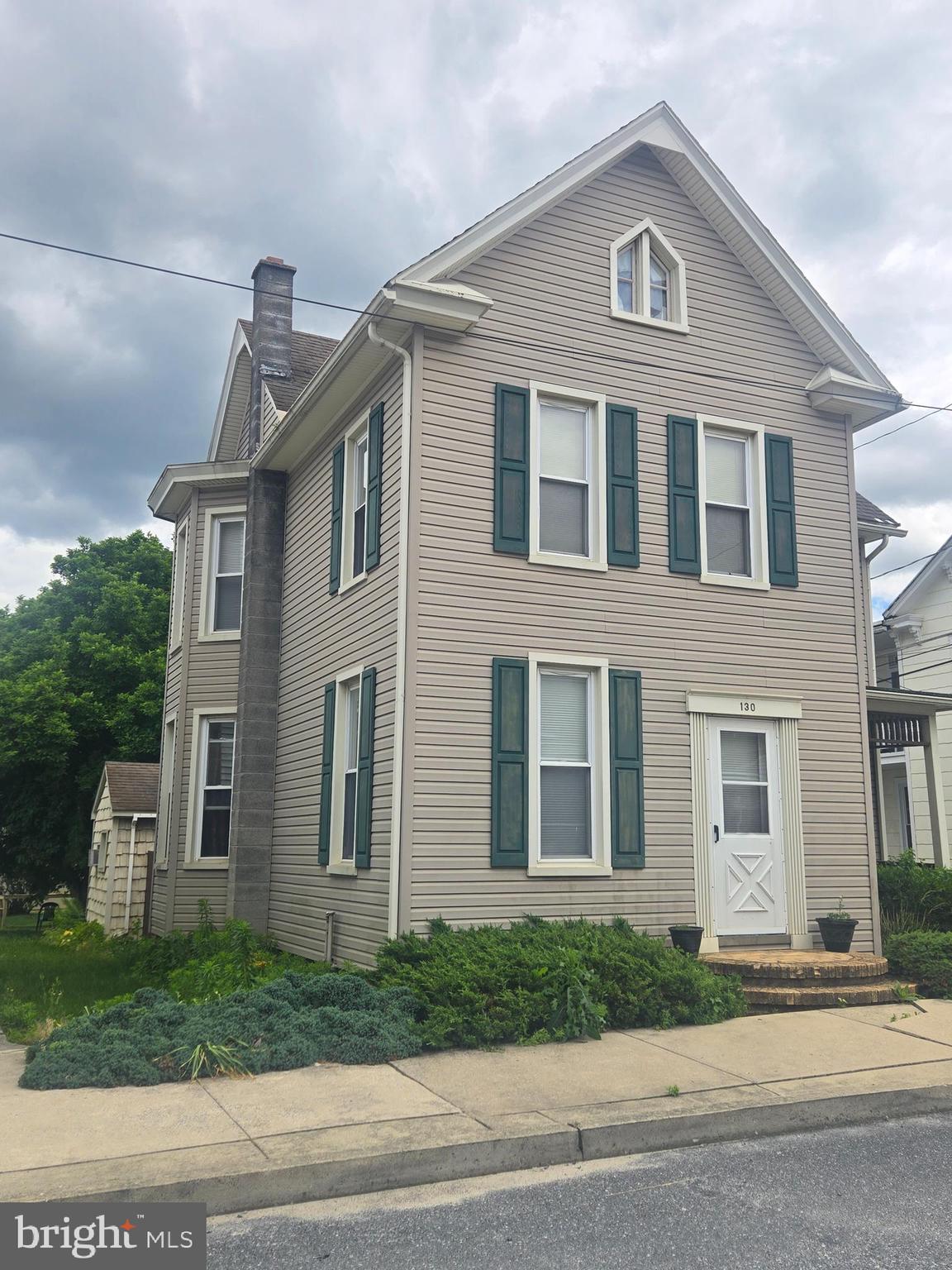 130 N RAILROAD STREET