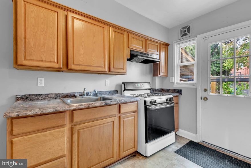 Ideal for owner-occupants or investors looking to add value.
This 3BR/1BA all-brick Edmondson Village townhouse features hardwood floors and a full basement with room to expand. A great opportunity to personalize, renovate, and build equity in a convenient location close to shopping, parks, and commuter routes.

This hits the sweet spot:
• First-time buyers see affordable + equity
• Investors see value-add + expansion potential