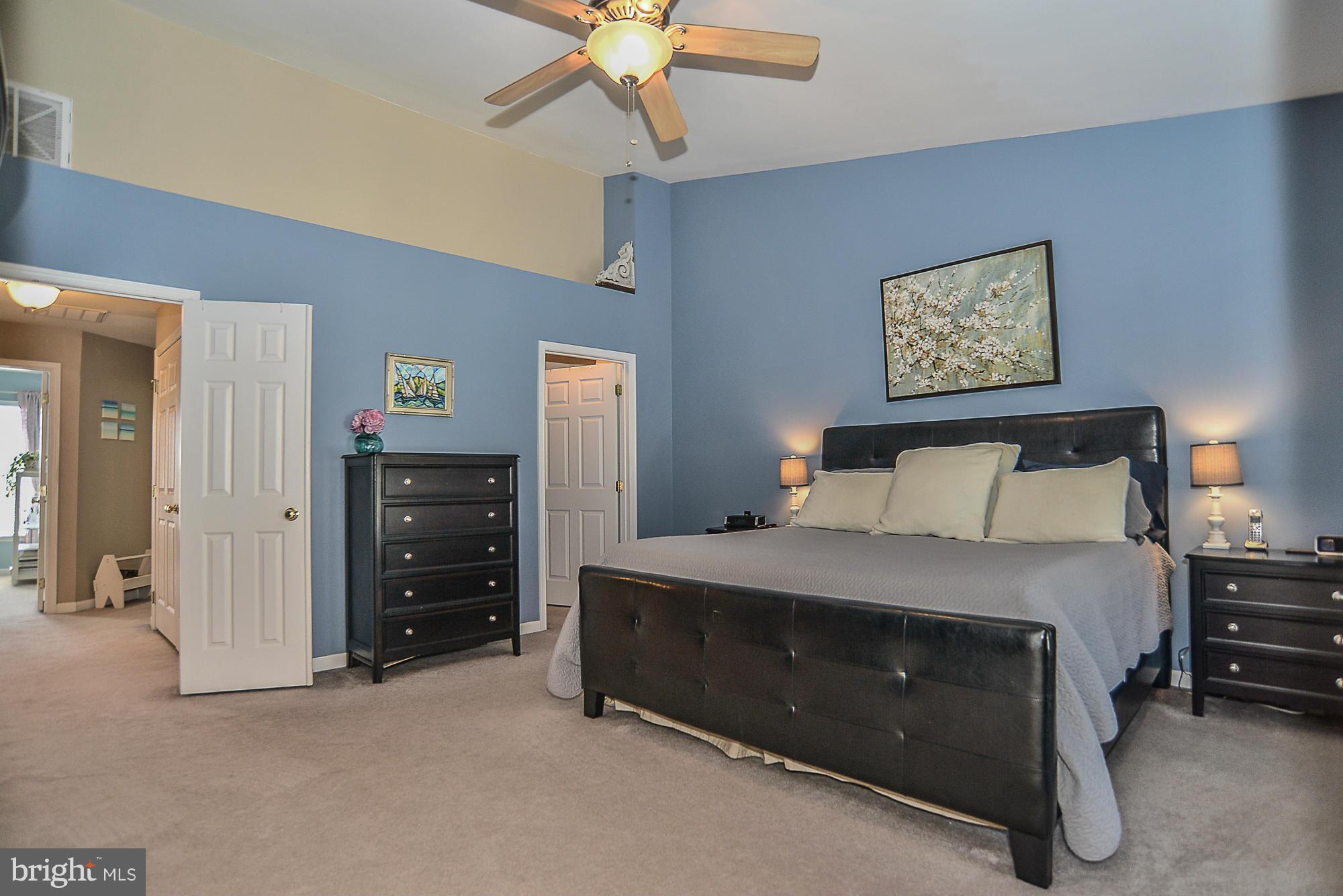 SOUTH RIDING - Residential