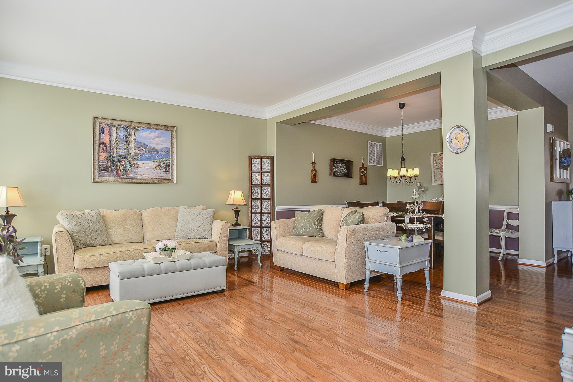 SOUTH RIDING - Residential