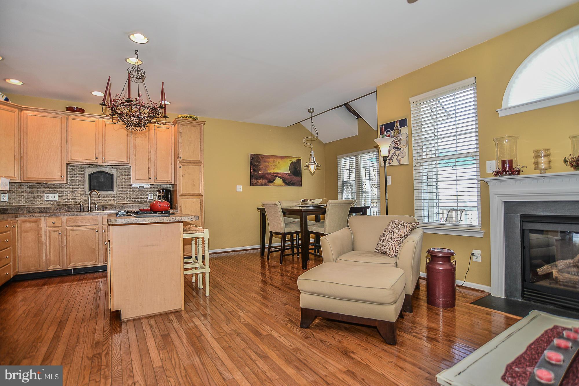 SOUTH RIDING - Residential