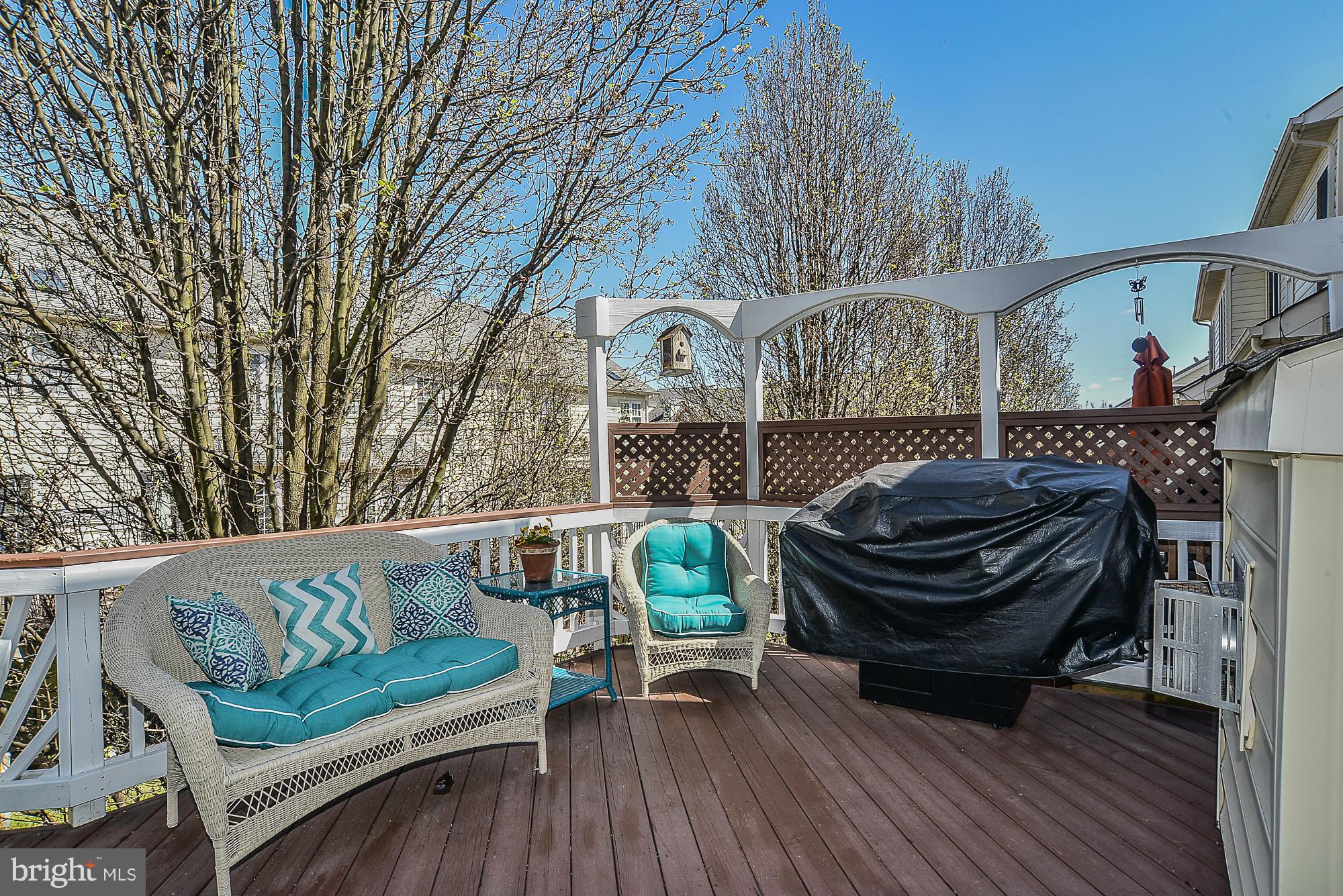 SOUTH RIDING - Residential