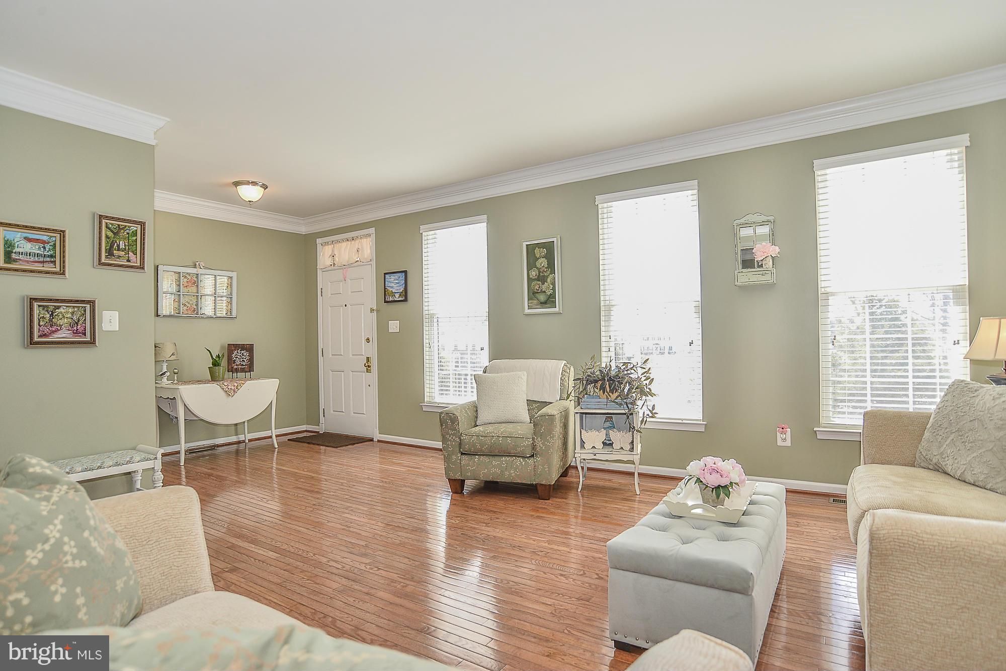 SOUTH RIDING - Residential