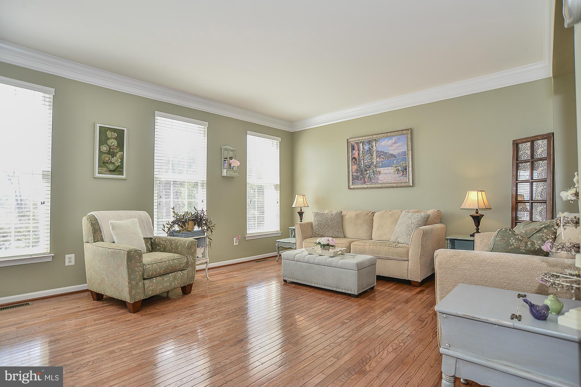 SOUTH RIDING - Residential