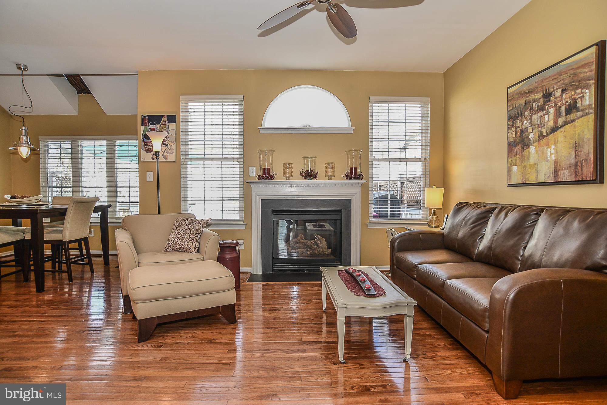 SOUTH RIDING - Residential