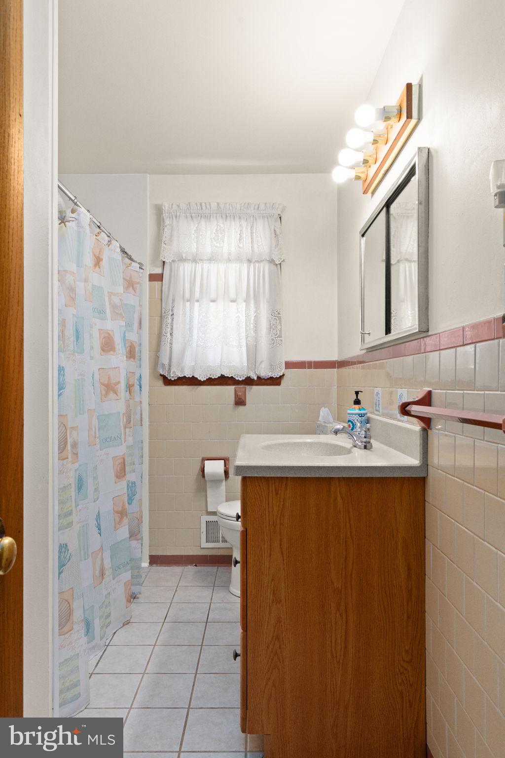 LONG BAR HARBOR - Residential