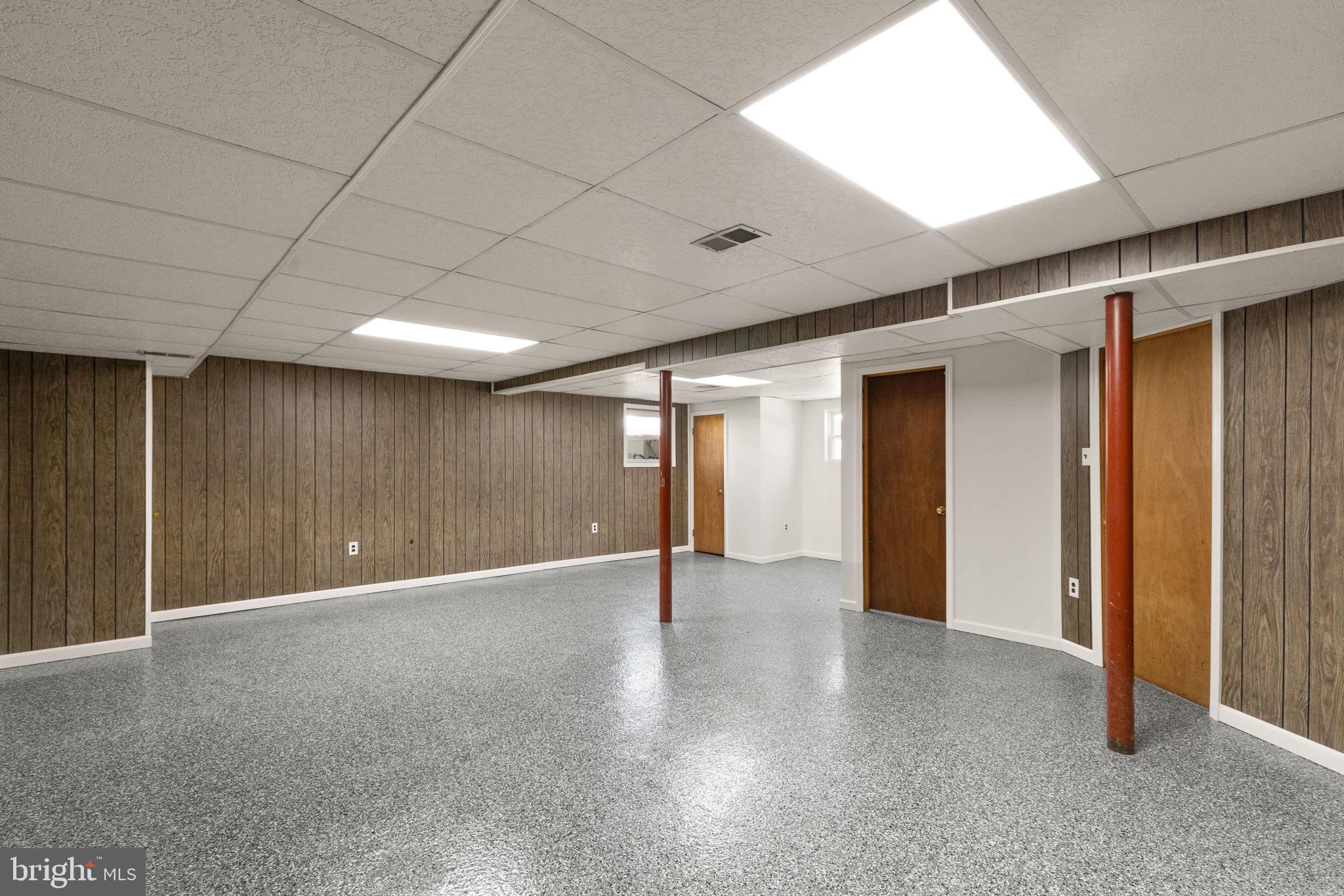 LONG BAR HARBOR - Residential