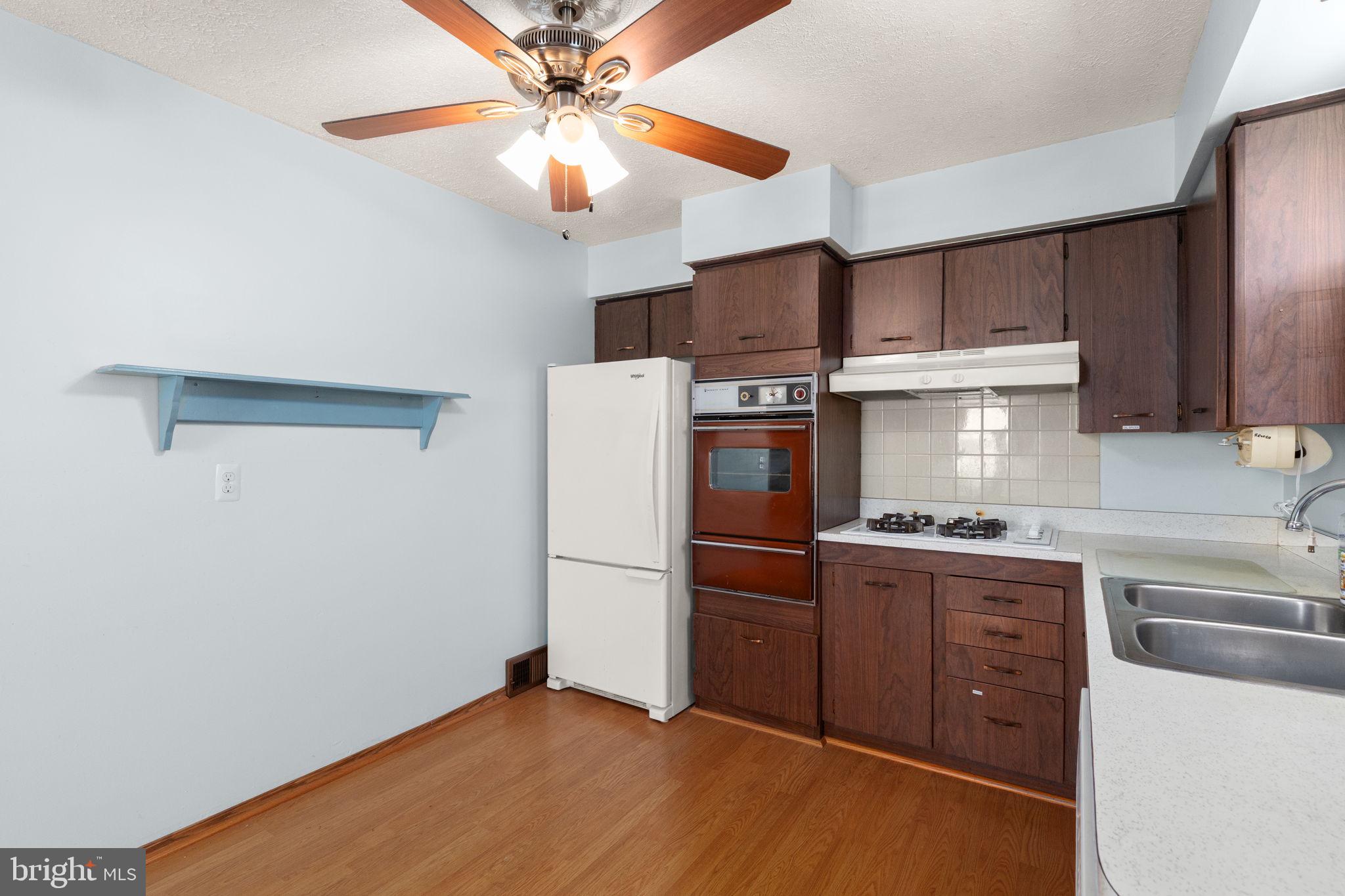 LONG BAR HARBOR - Residential