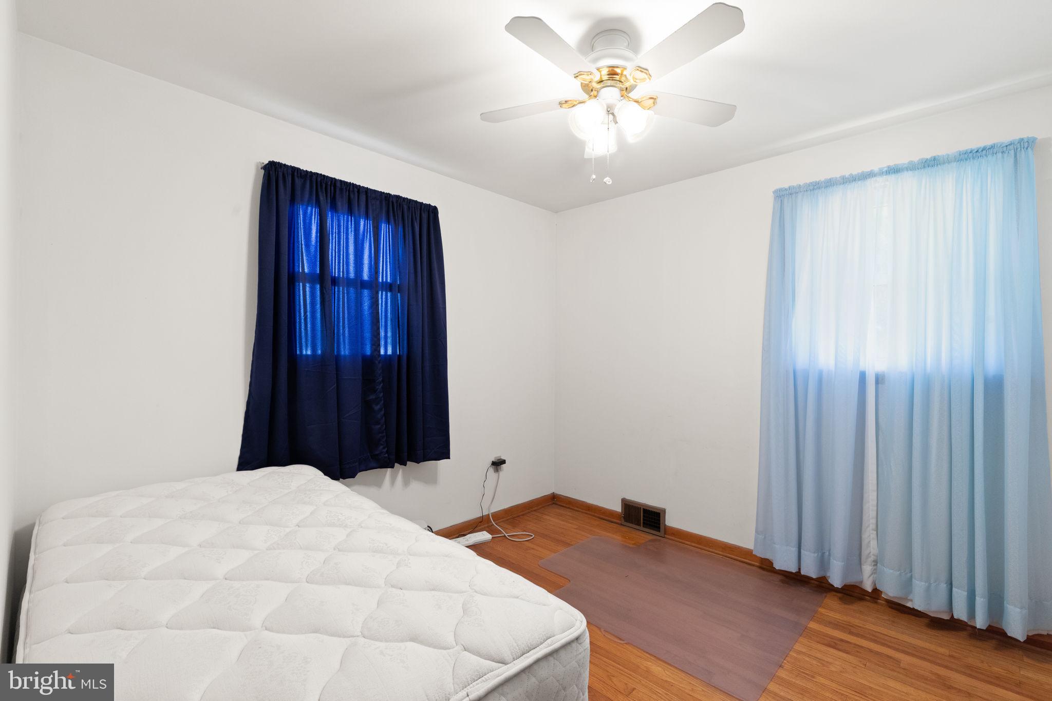 LONG BAR HARBOR - Residential