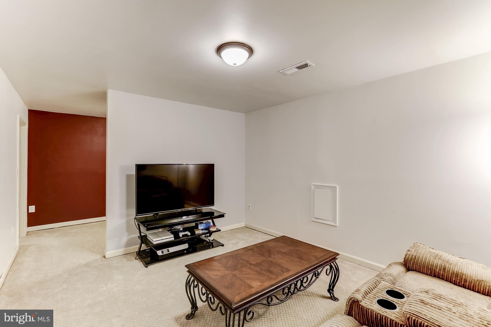 POTOMAC FAIRWAYS - Residential