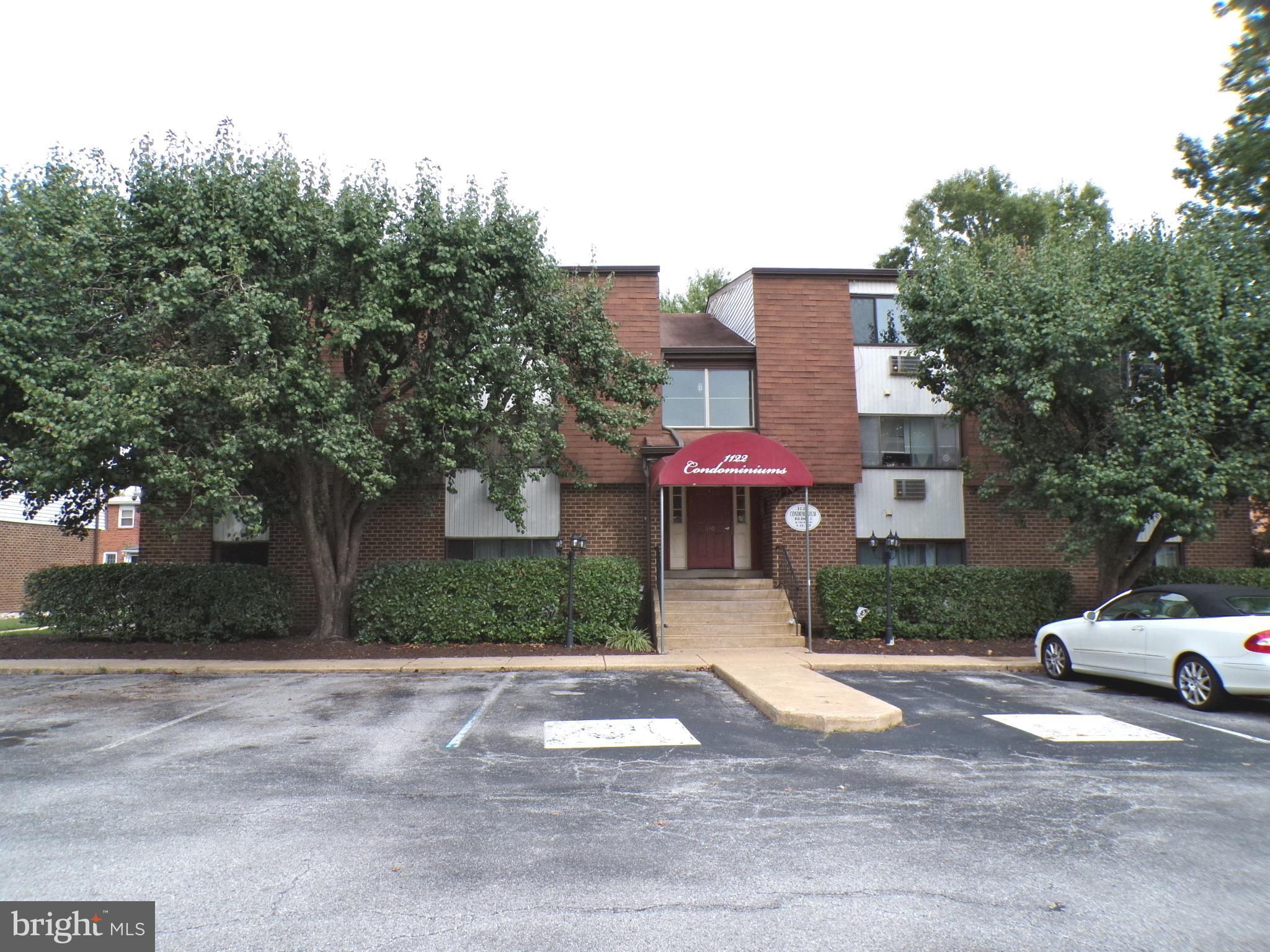 WASHINGTON SQUARE - Residential