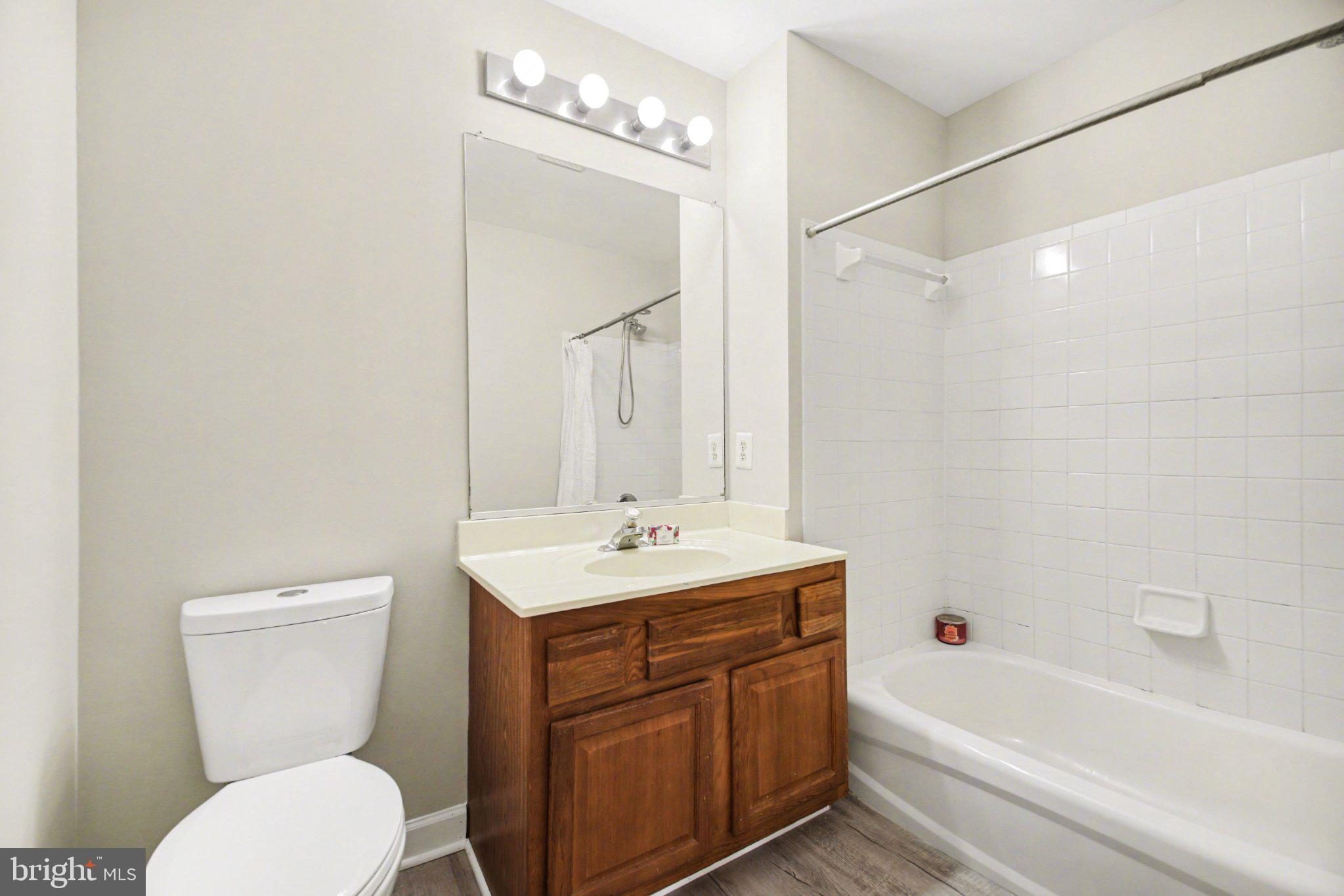 DALE CITY - Residential