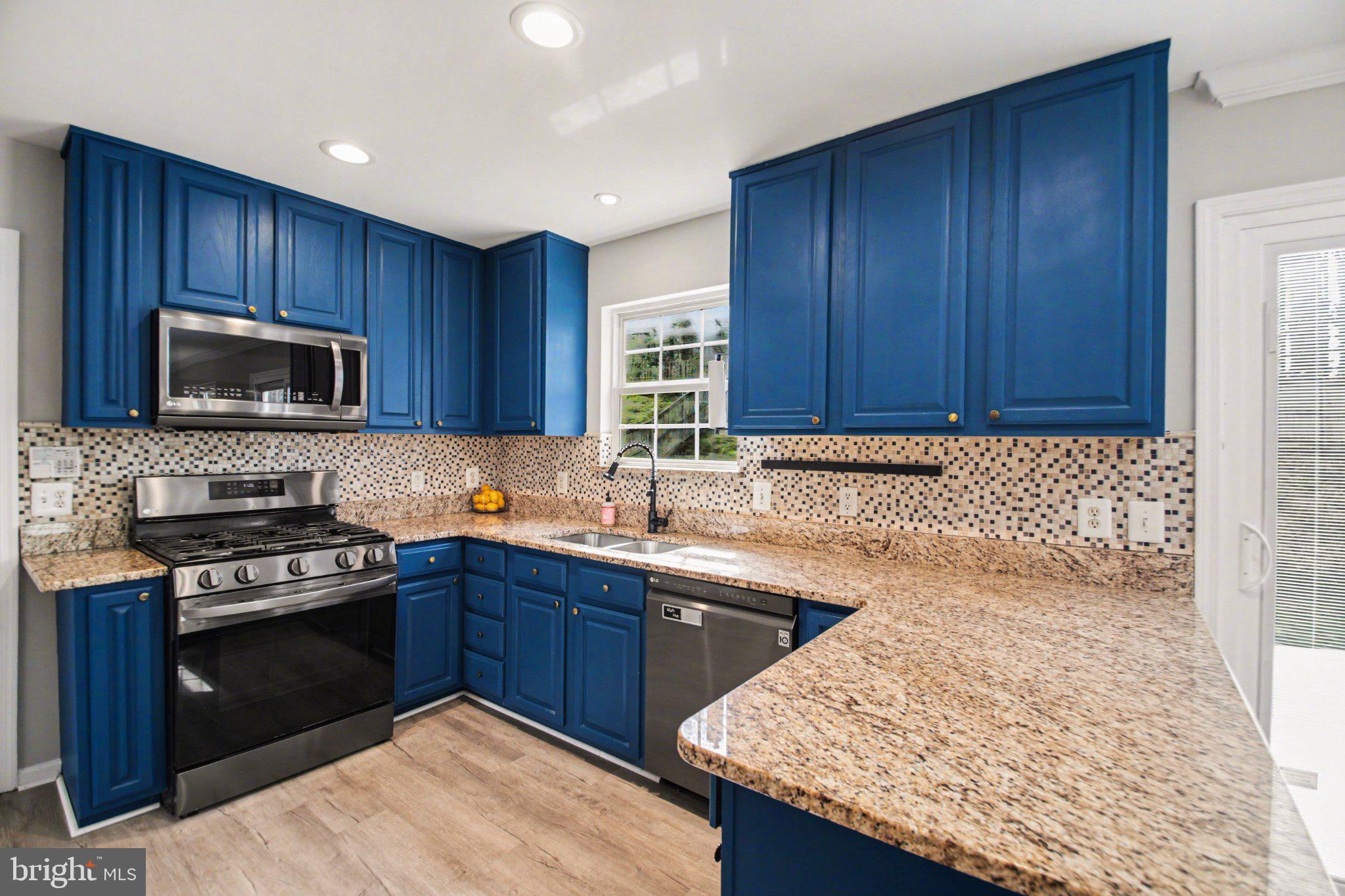 DALE CITY - Residential