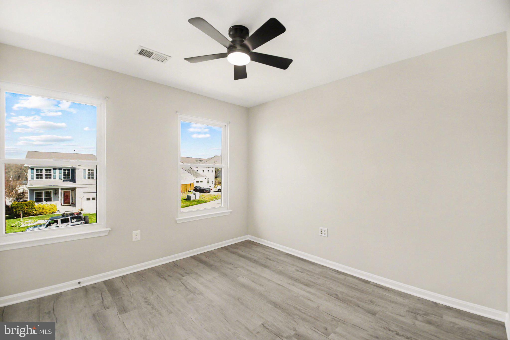 DALE CITY - Residential