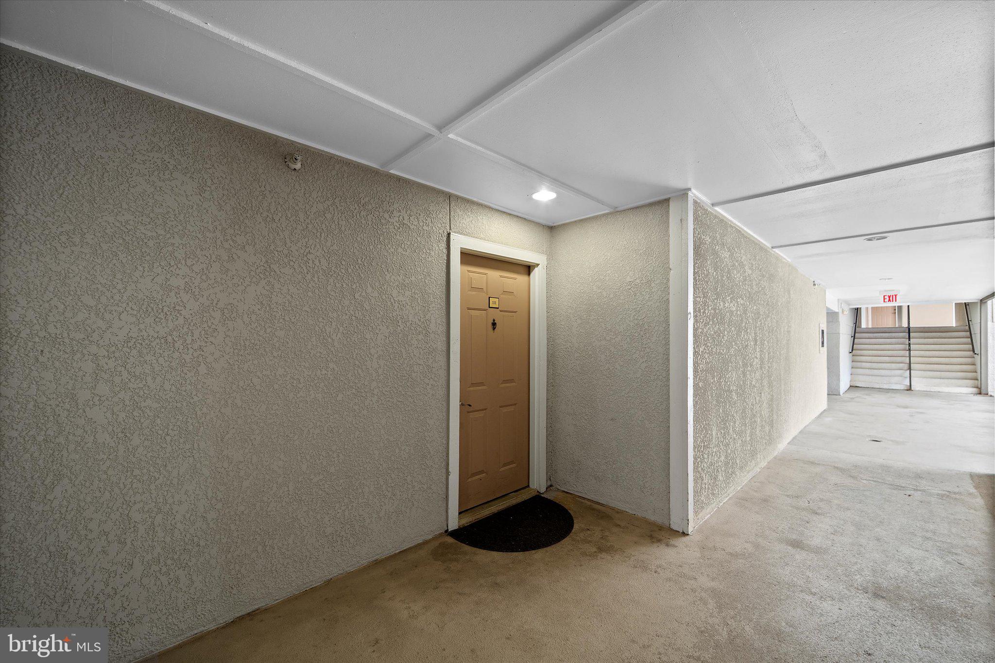 1524 LINCOLN WAY 111