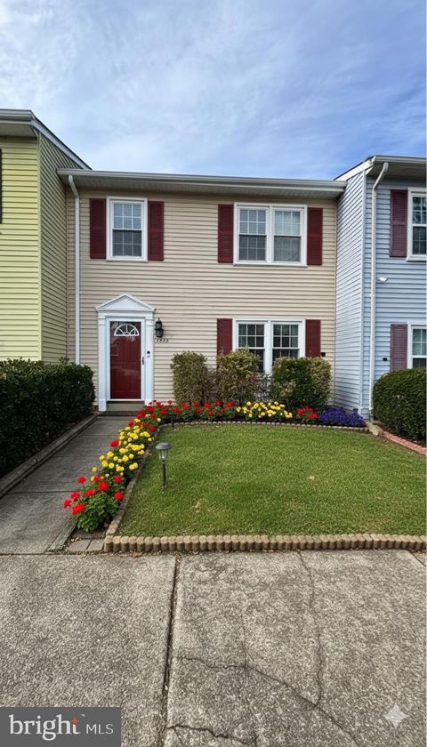 7943 TIMARAND COURT LORTON VA 22079