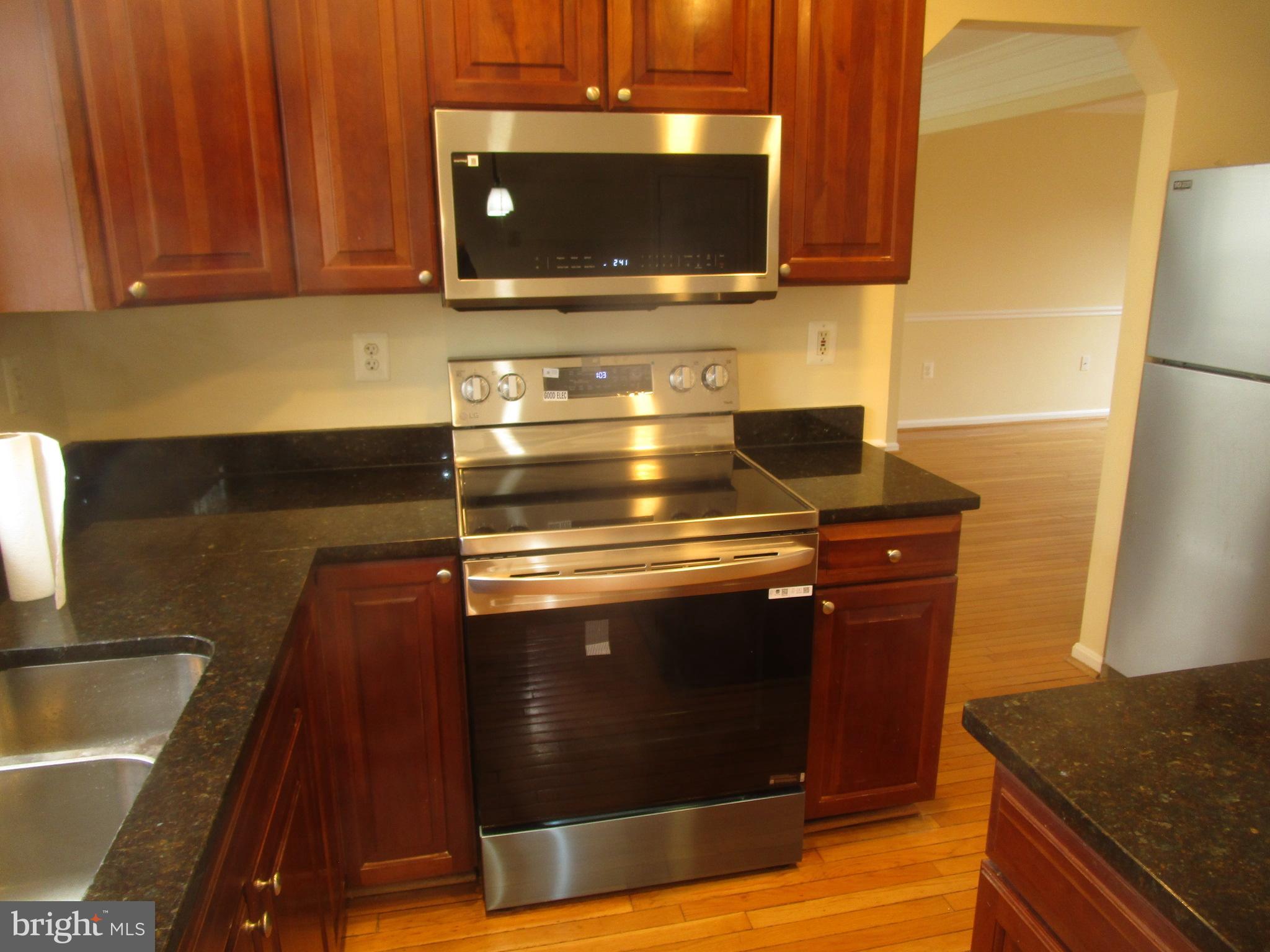 CLINTON VIEW - Residential Lease