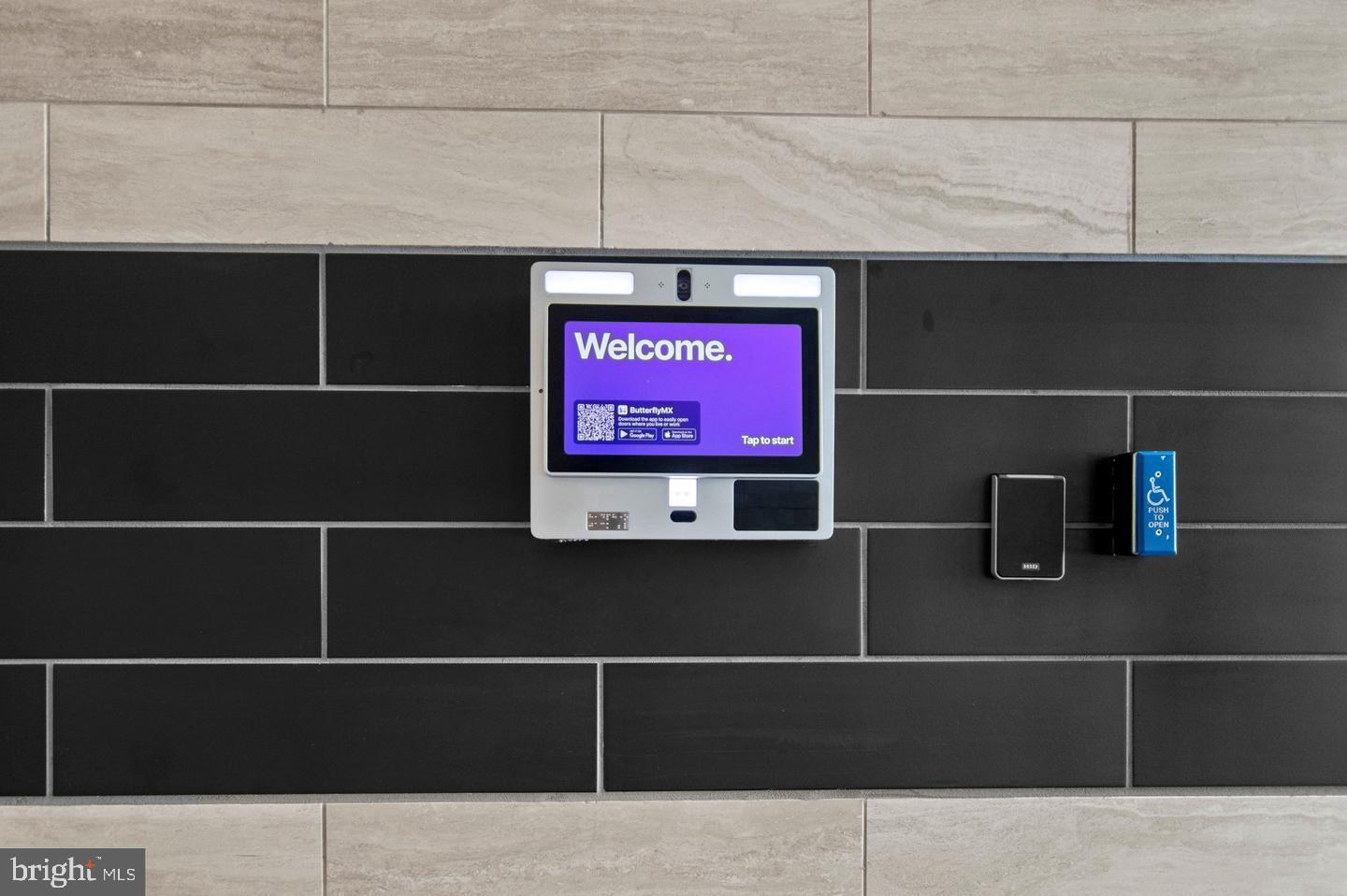 RESIDENCES AT STATION SQUARE - Residential Lease