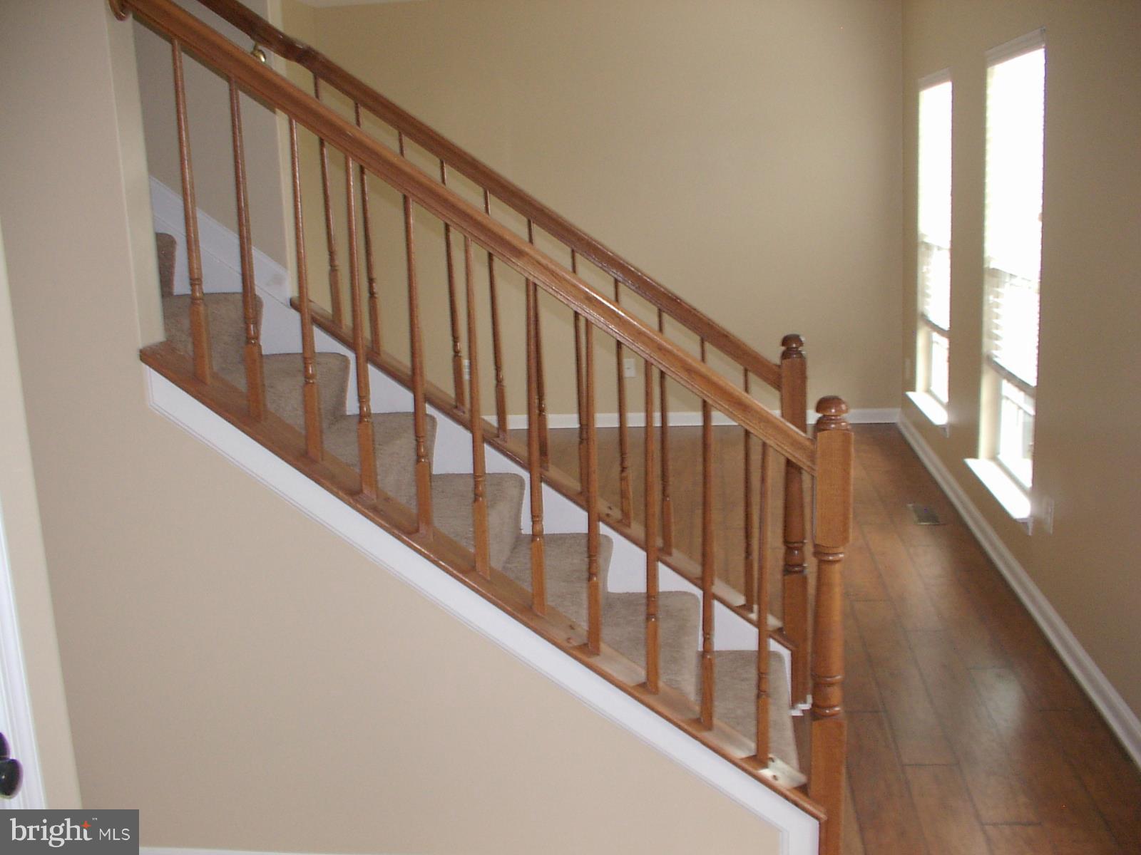 APPLE KNOLLS ESTATES - Residential