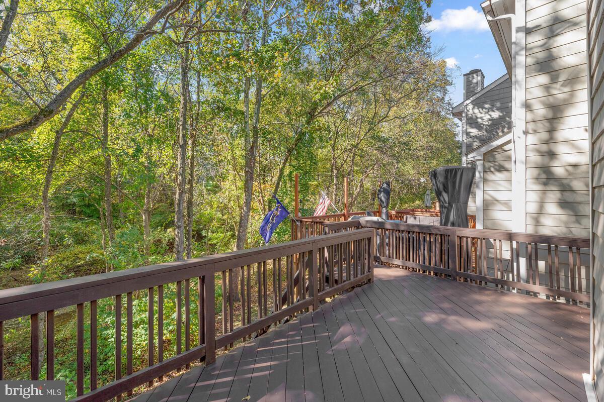 WOODLAND VILLAGE - Residential Lease