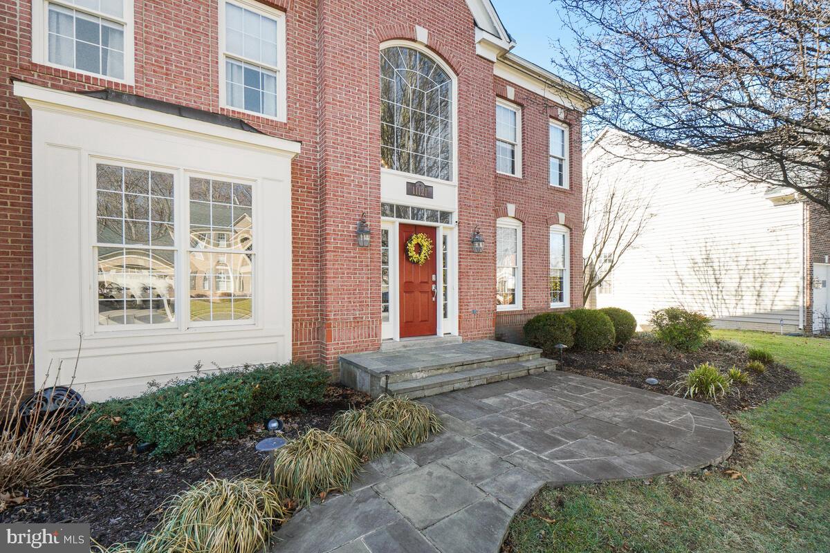 WINDSOR KNOLLS - Residential