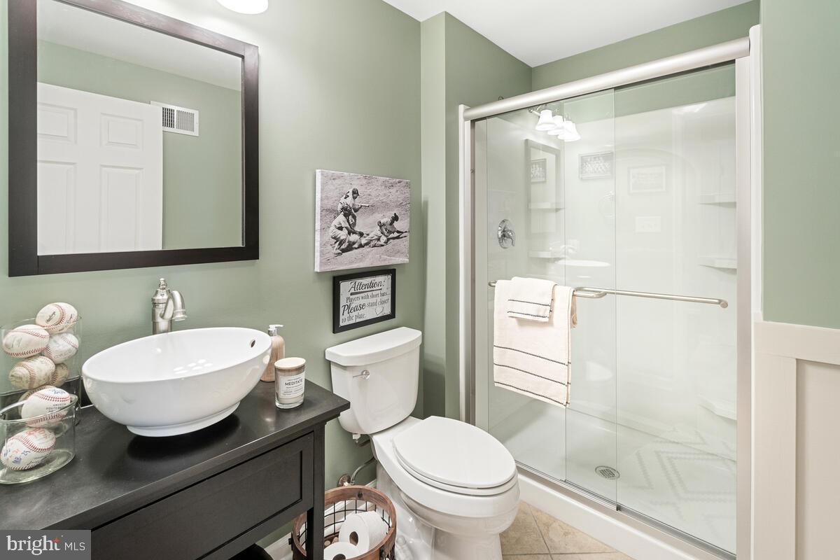 WINDSOR KNOLLS - Residential