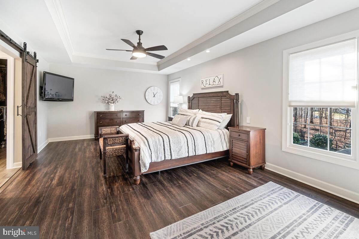 WINDSOR KNOLLS - Residential