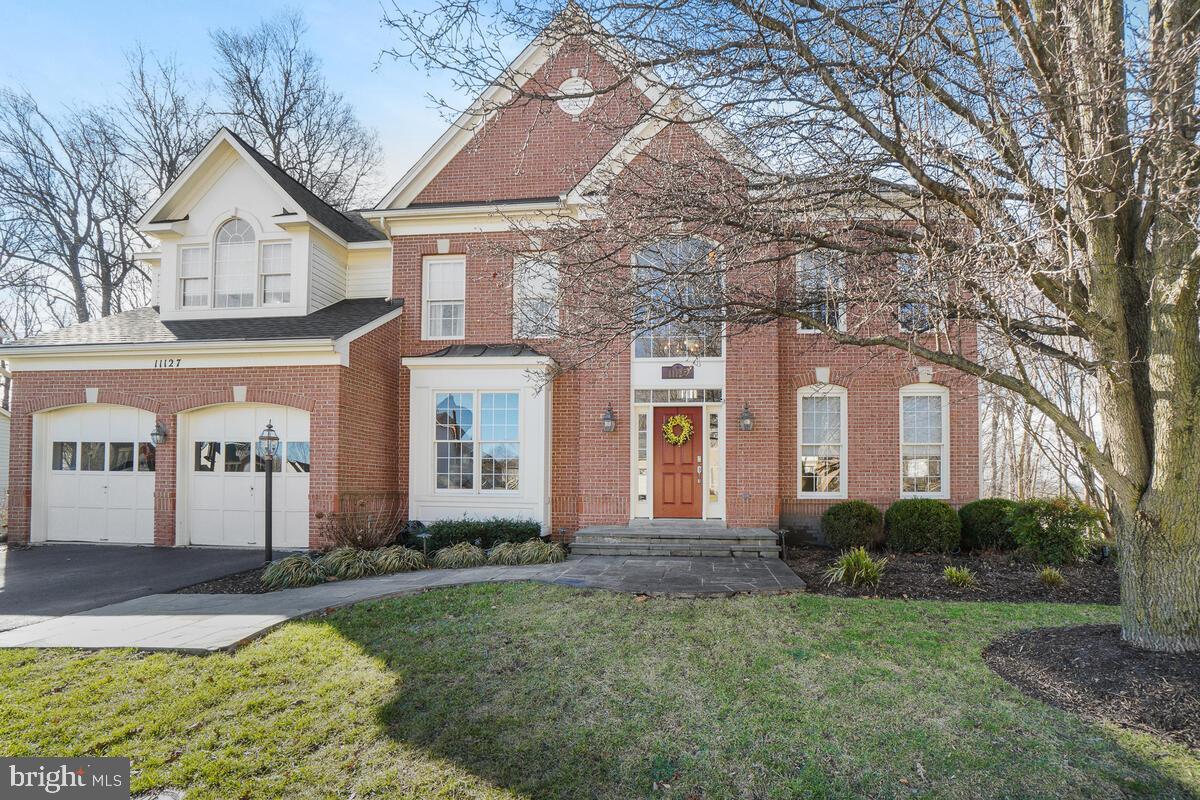 WINDSOR KNOLLS - Residential